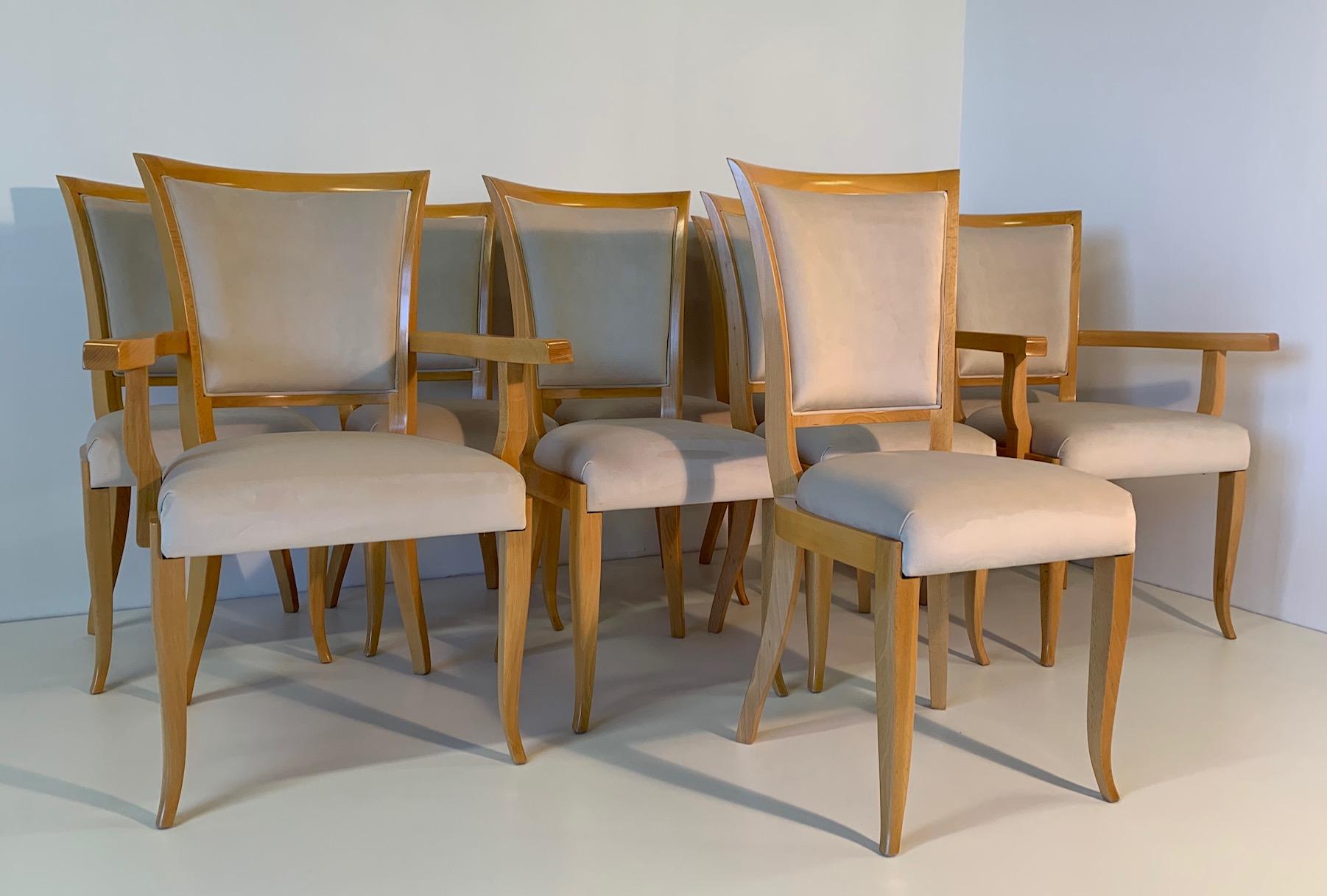 Set of eight chairs and two chairs with armrests in Art Deco style.
The structure is in solid beech wood while the upholstery is in fine ivory velvet.
The padding and the wooden part has been completely restored.
Measures chairs: 57cm x 48cm x