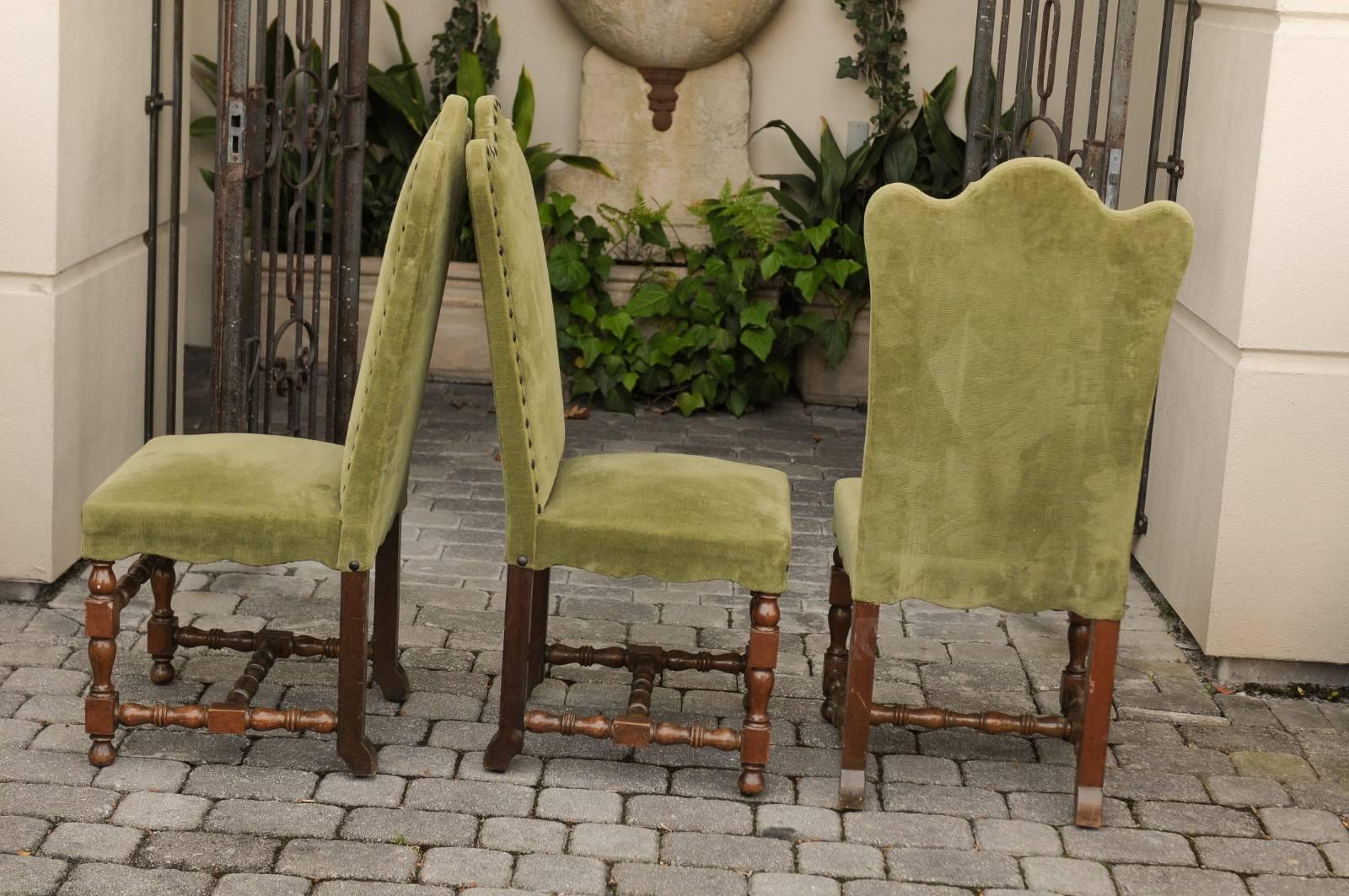 Set of Ten Italian Baroque Style 1900s Dining Side Chairs with Green Upholstery 2