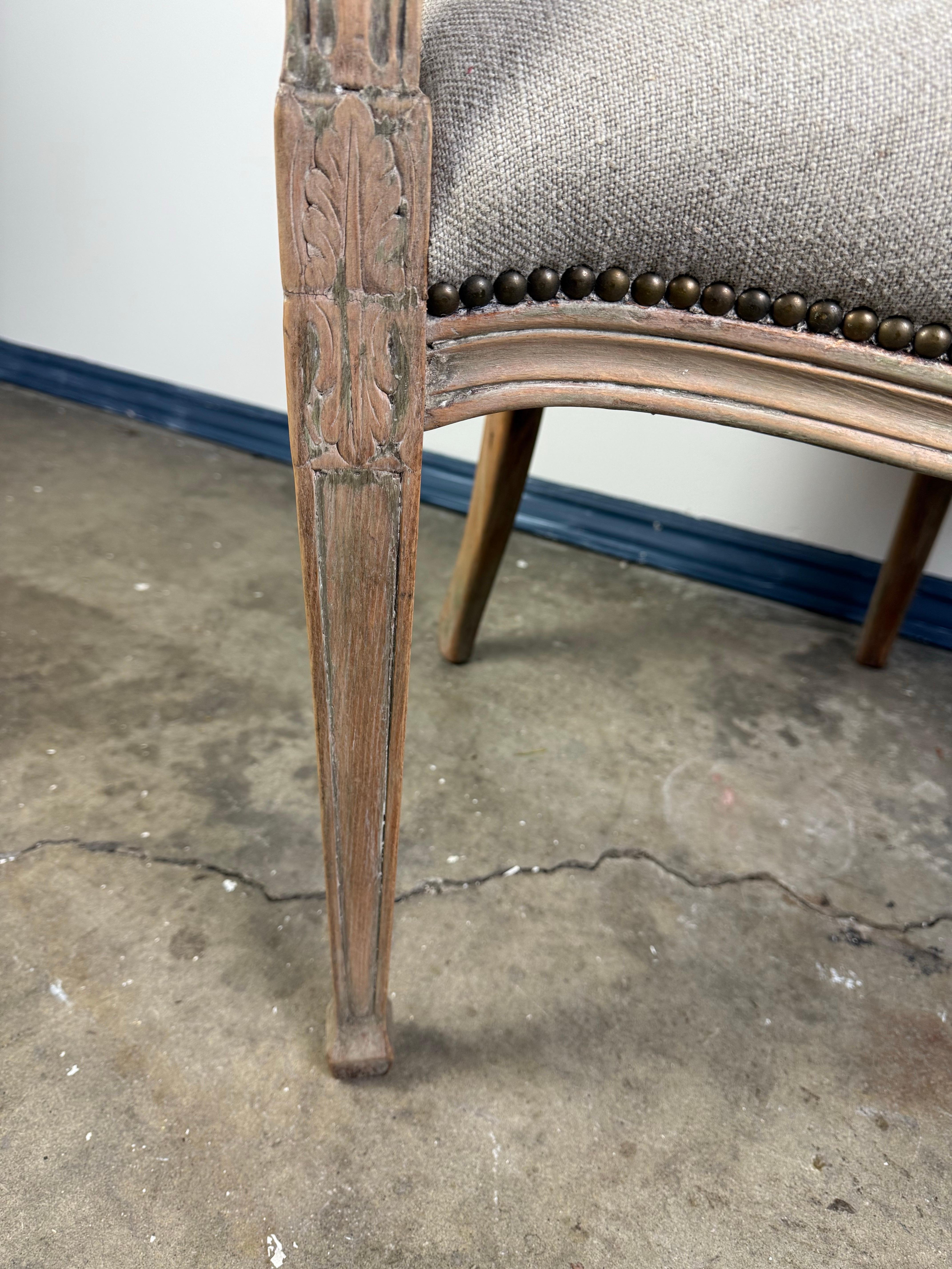 Ensemble de dix chaises de salle à manger italiennes en vente 4