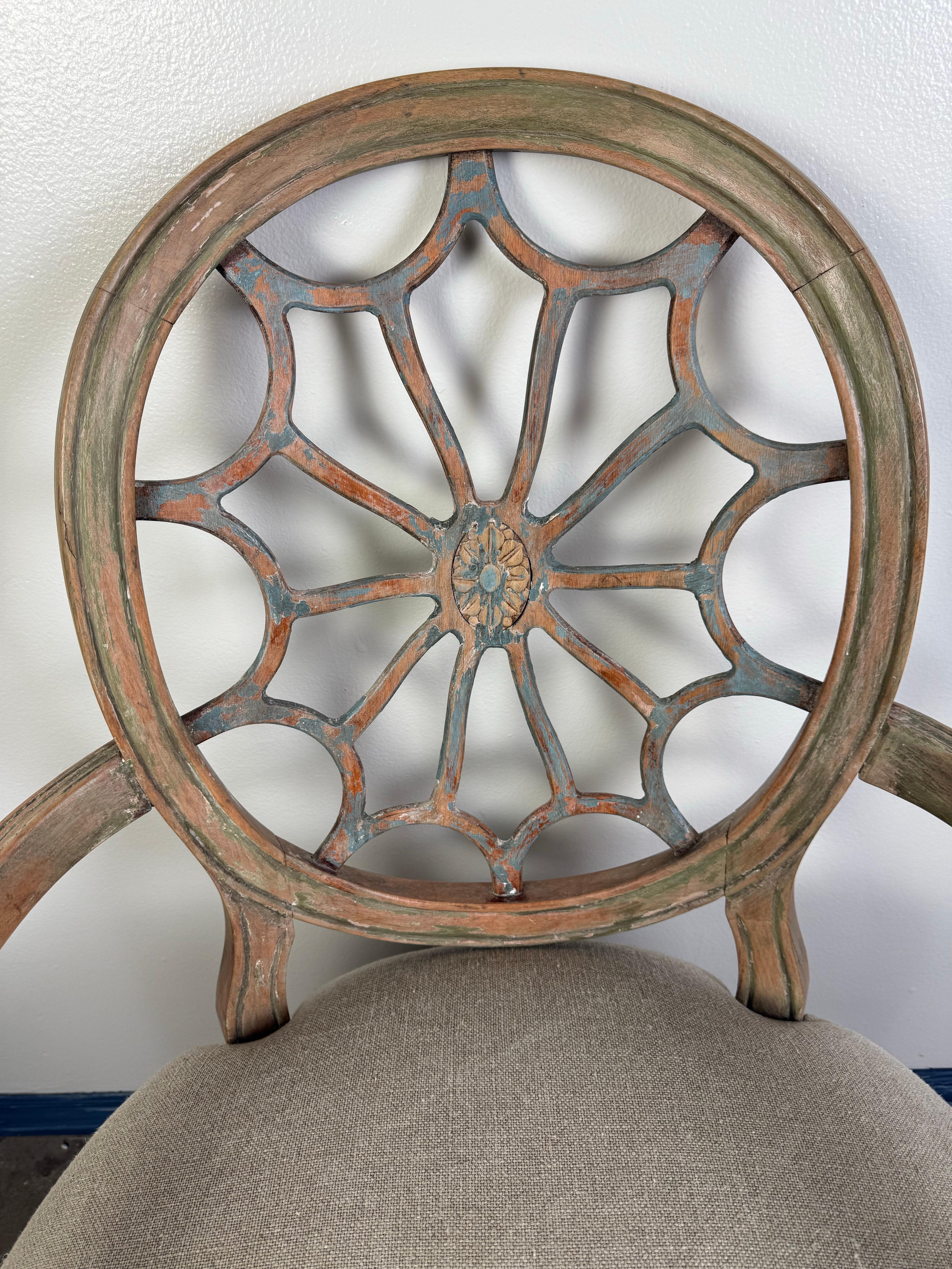 Ensemble de dix chaises de salle à manger italiennes en vente 9