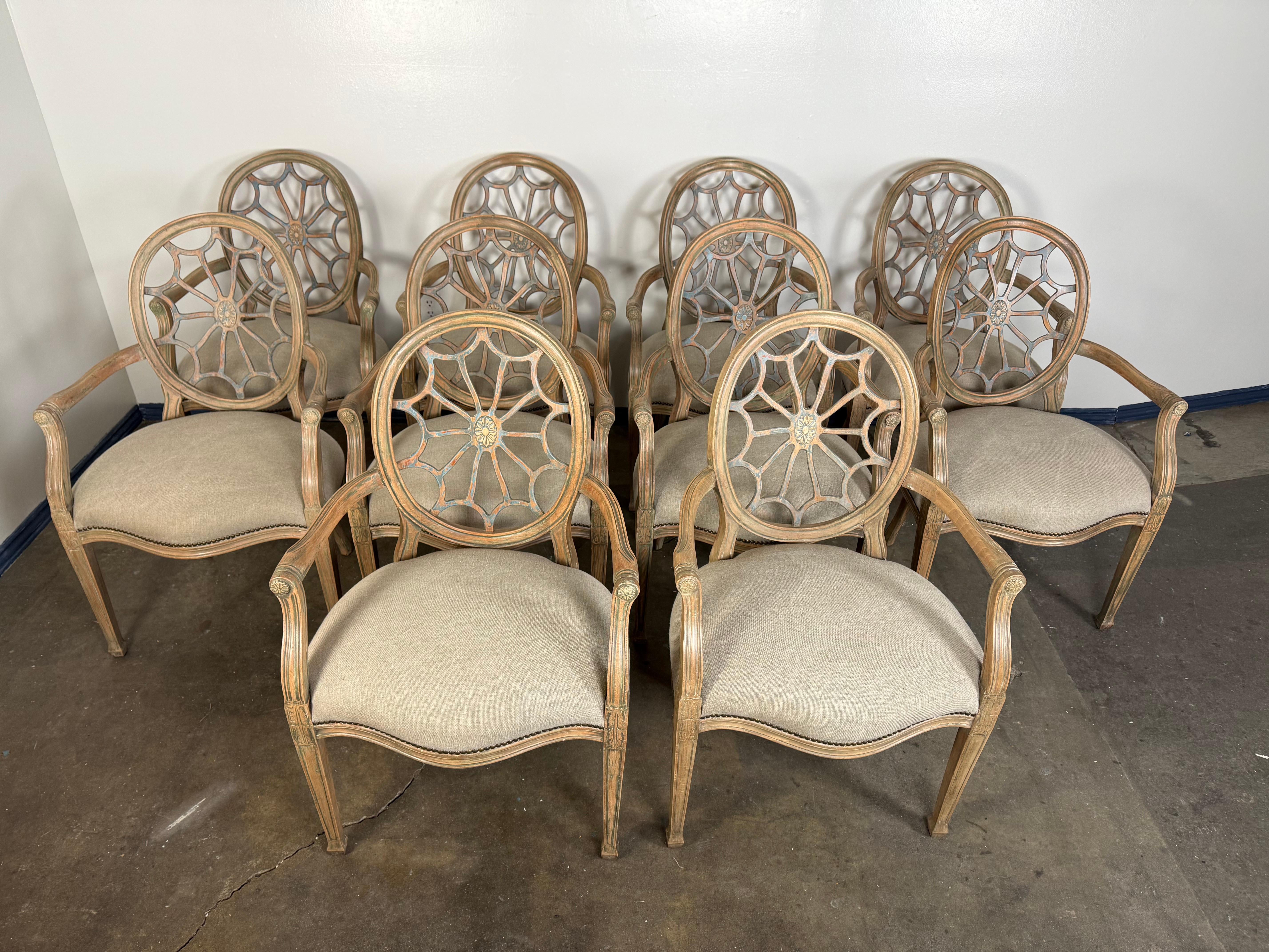 Ensemble de dix chaises de salle à manger italiennes Abîmé - En vente à Los Angeles, CA