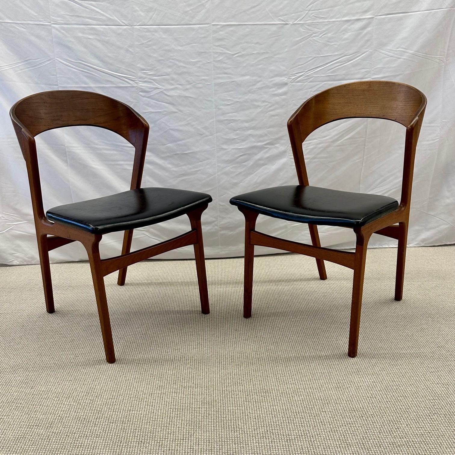 Set of Ten Kai Kristiansen Style Mid-Century Modern Dining / Side Chairs, Danish For Sale 4