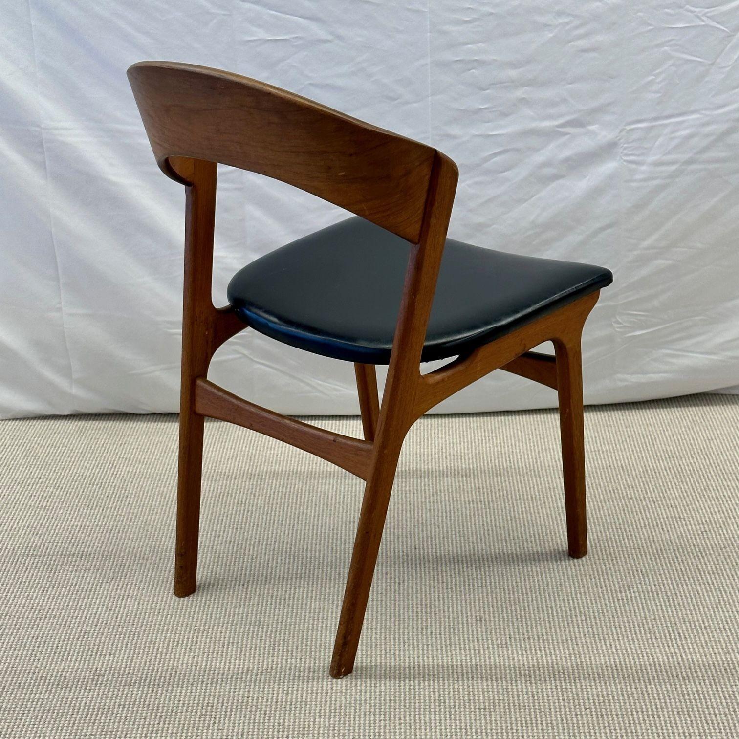 Set of Ten Kai Kristiansen Style Mid-Century Modern Dining / Side Chairs, Danish For Sale 8
