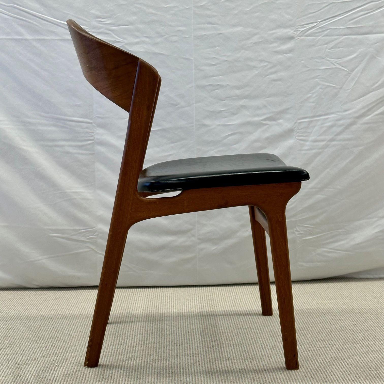 Set of Ten Kai Kristiansen Style Mid-Century Modern Dining / Side Chairs, Danish For Sale 9