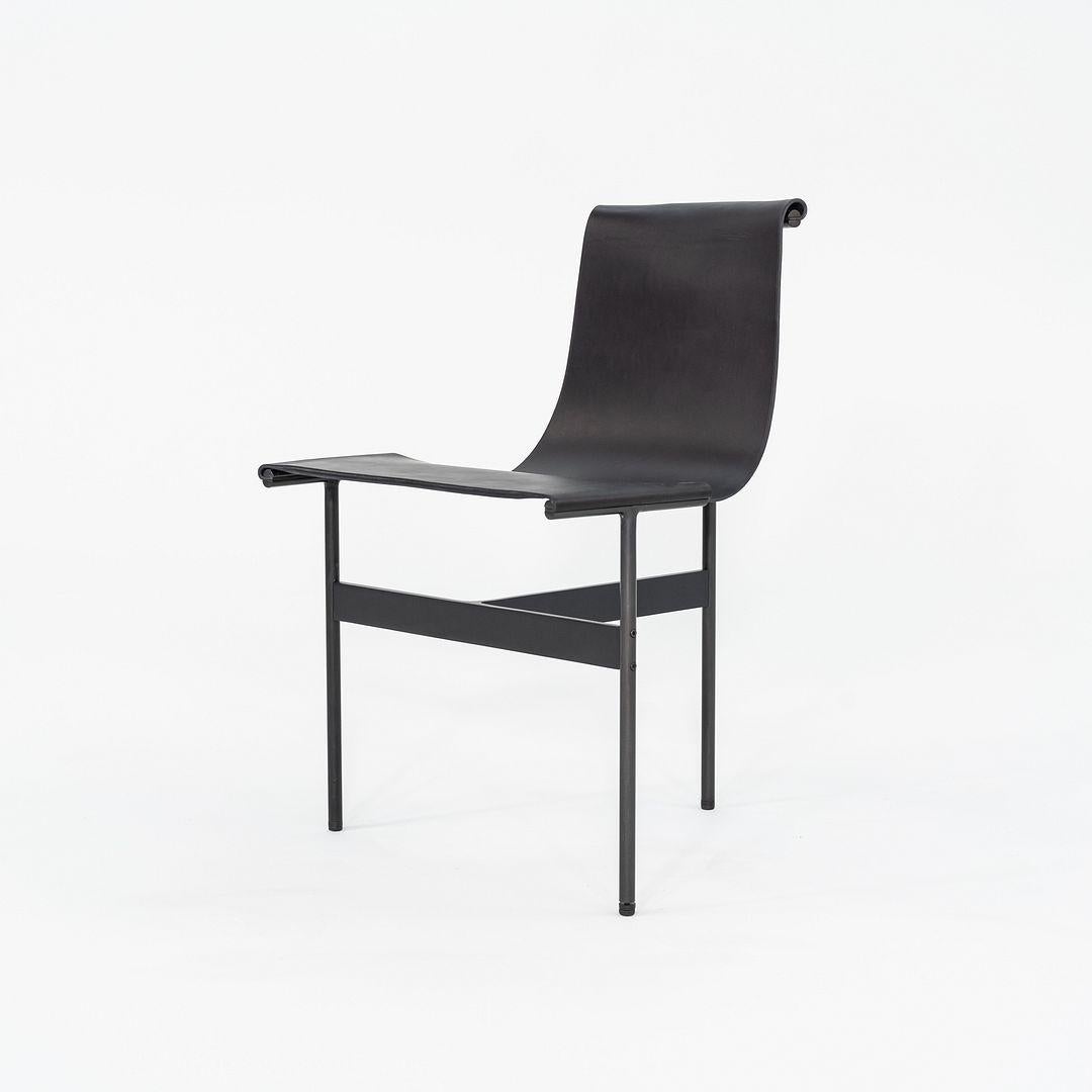 Dies ist ein Satz von zehn TG-10 Sling Dining Chairs, die 1952 von Katavolos, Littell und Kelley entworfen wurden. Sie wurden als Teil der ursprünglichen Laverne Collection'S von Gratz Industries, früher bekannt als Trietel-Gratz, entworfen. Das