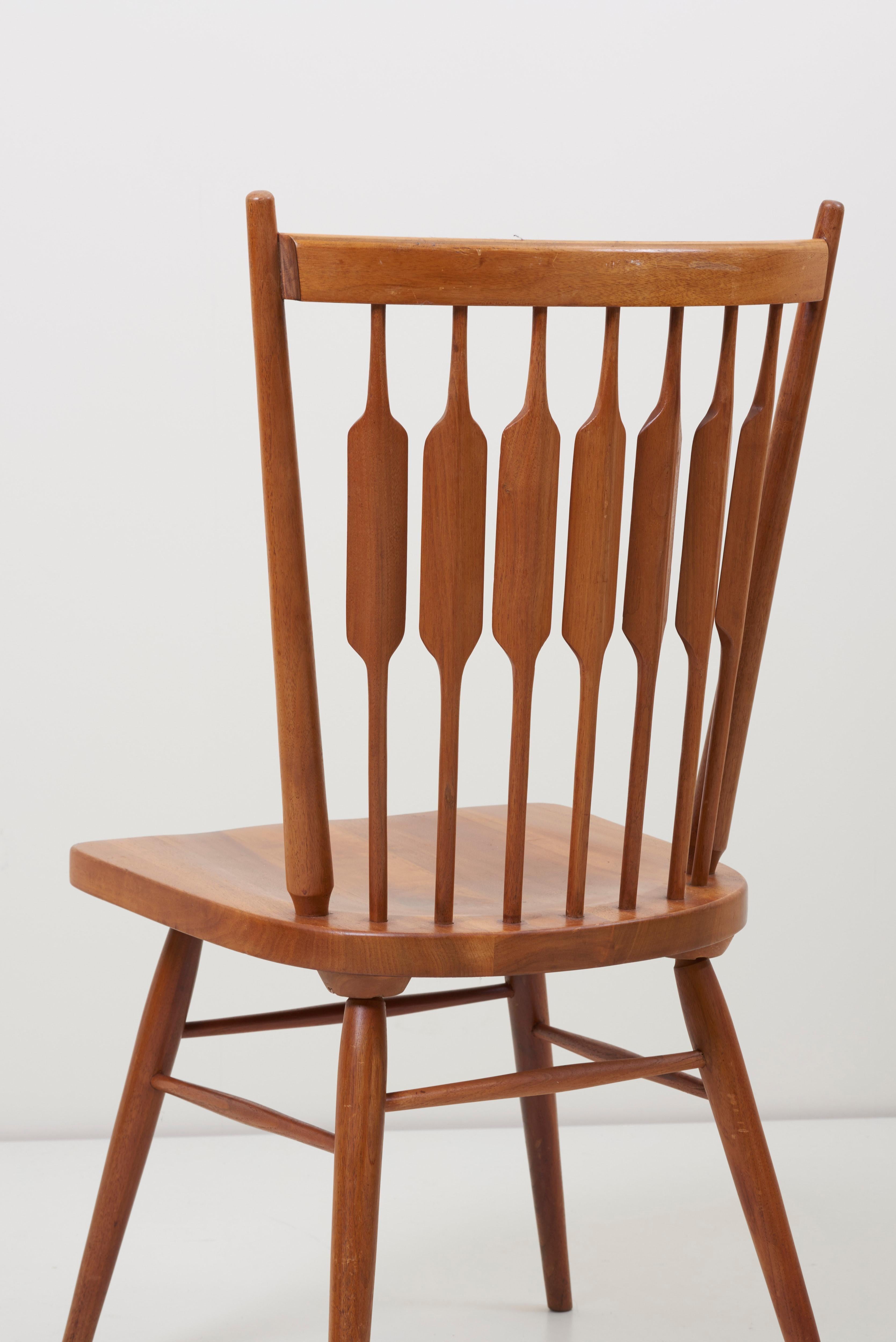 Satz von zehn Kipp Stewart für Drexel „Centennial“-Stühlen im Angebot 4