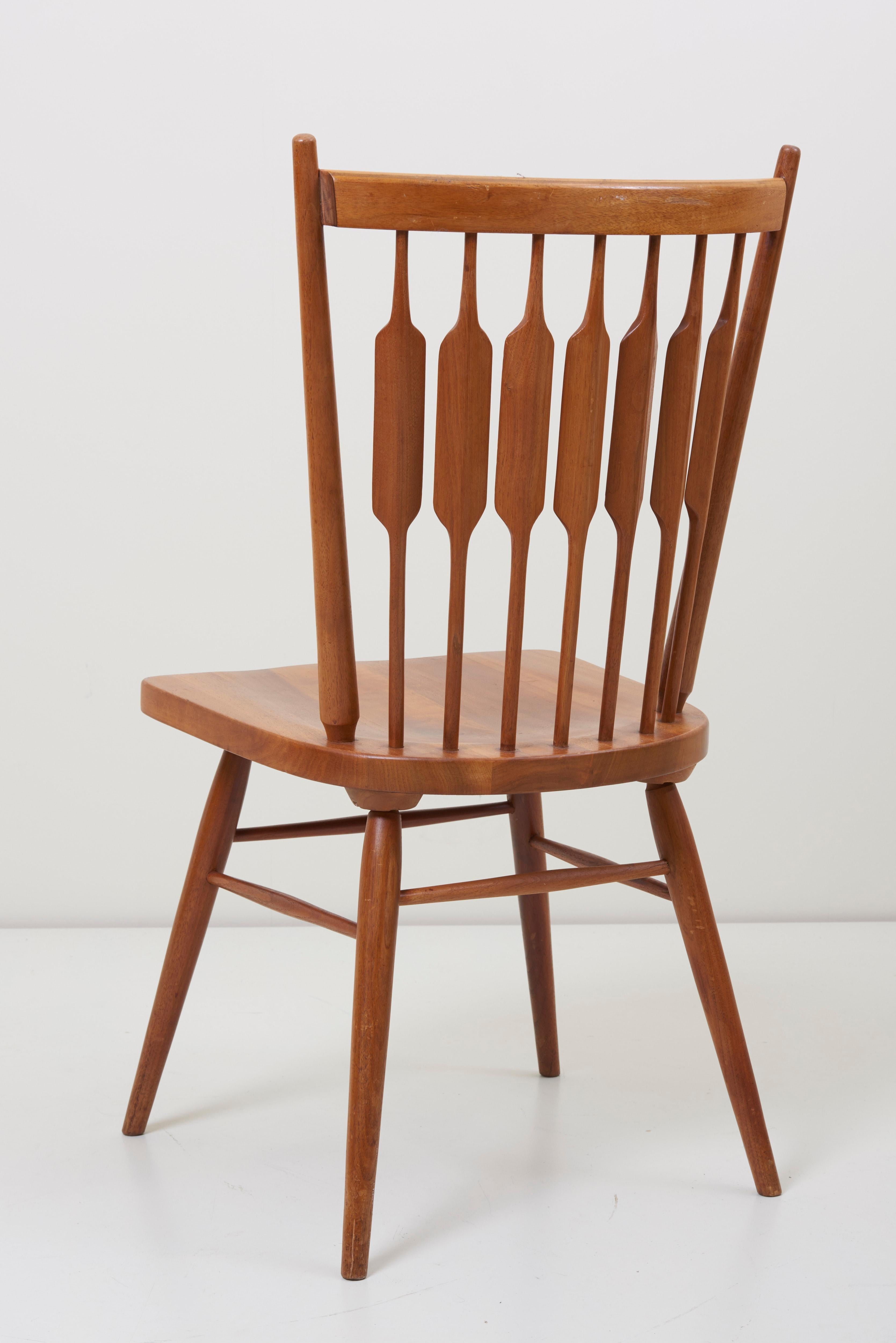 Satz von zehn Kipp Stewart für Drexel „Centennial“-Stühlen im Angebot 5