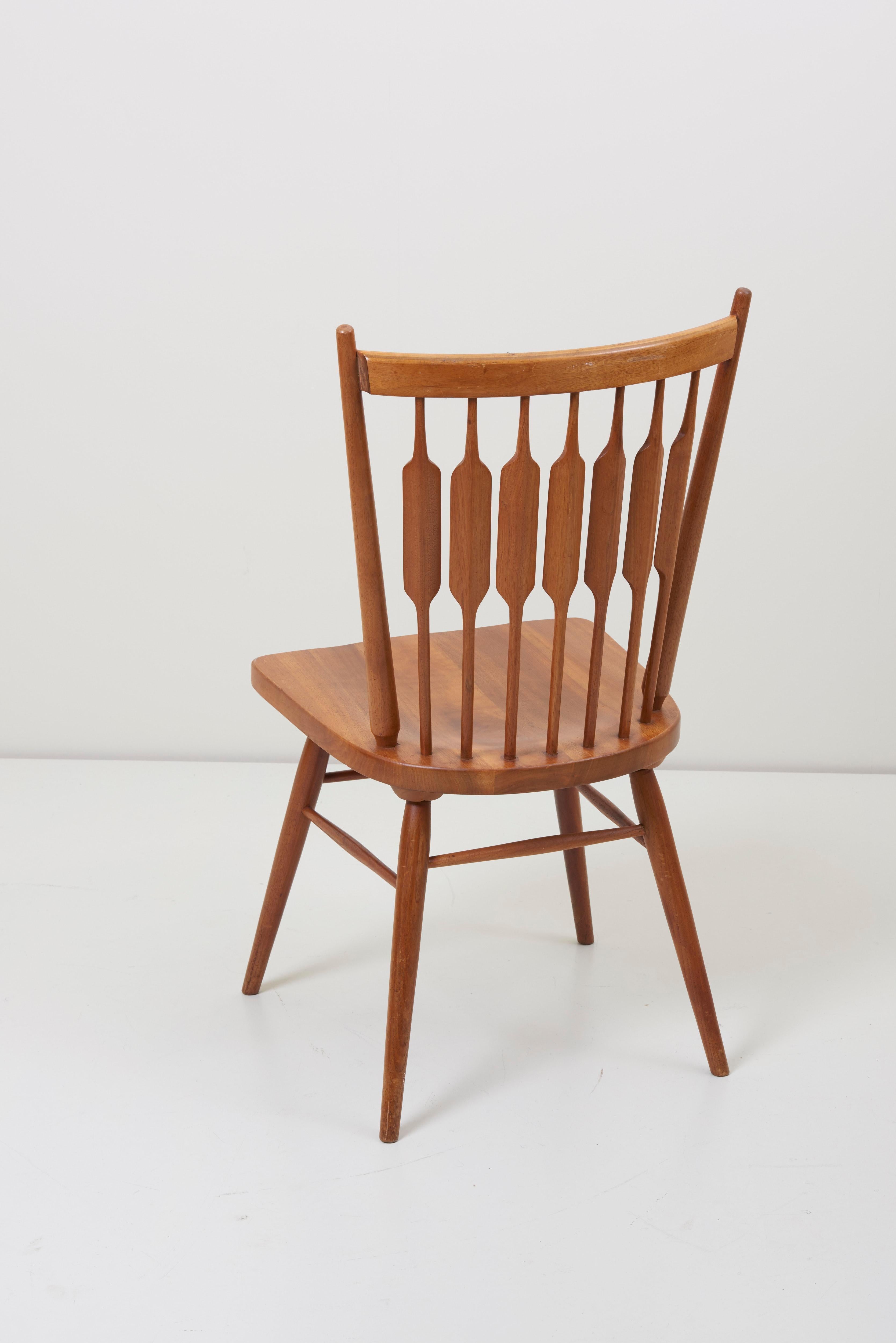 Satz von zehn Kipp Stewart für Drexel „Centennial“-Stühlen im Angebot 6