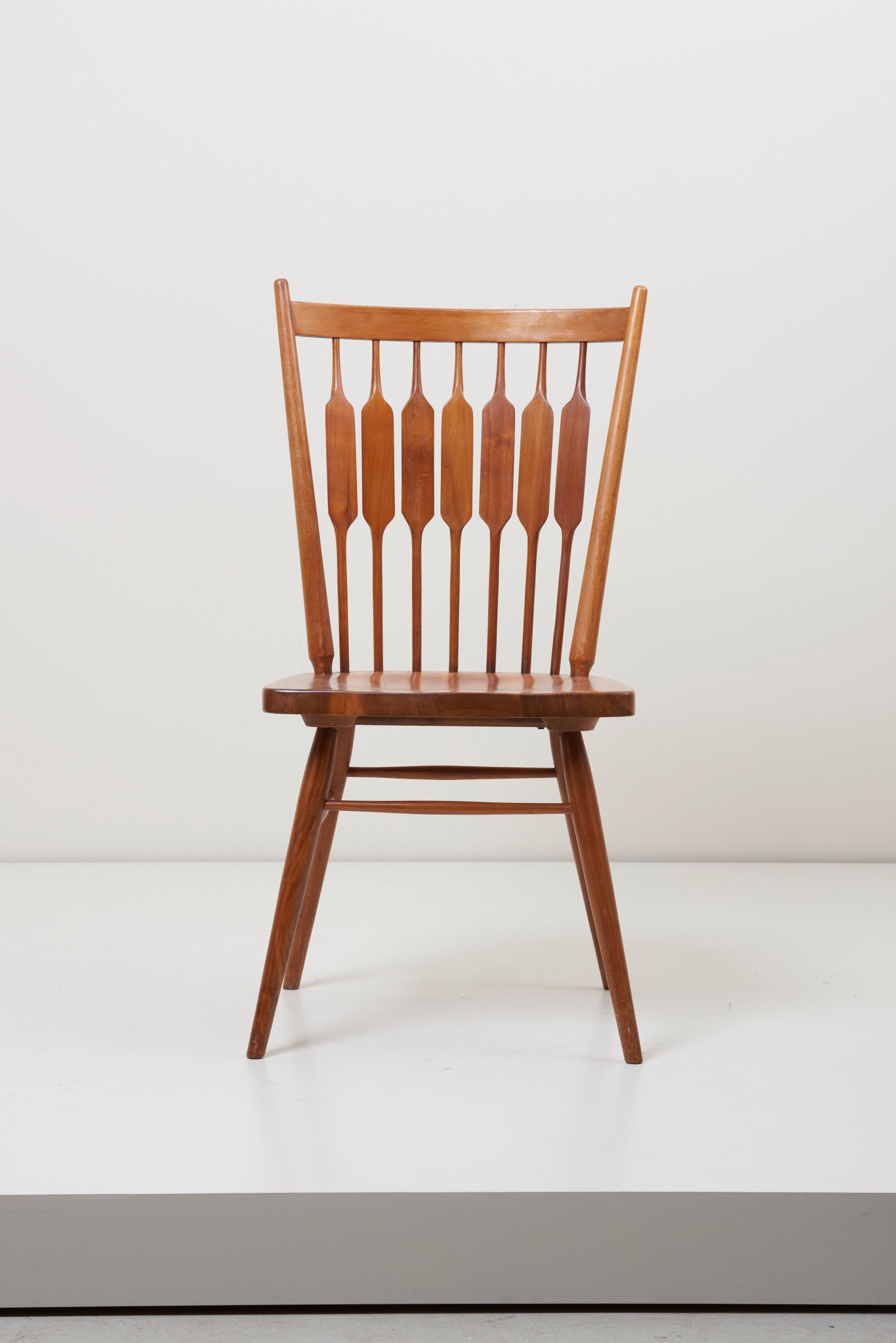 Satz von zehn Kipp Stewart für Drexel „Centennial“-Stühlen (Mitte des 20. Jahrhunderts) im Angebot