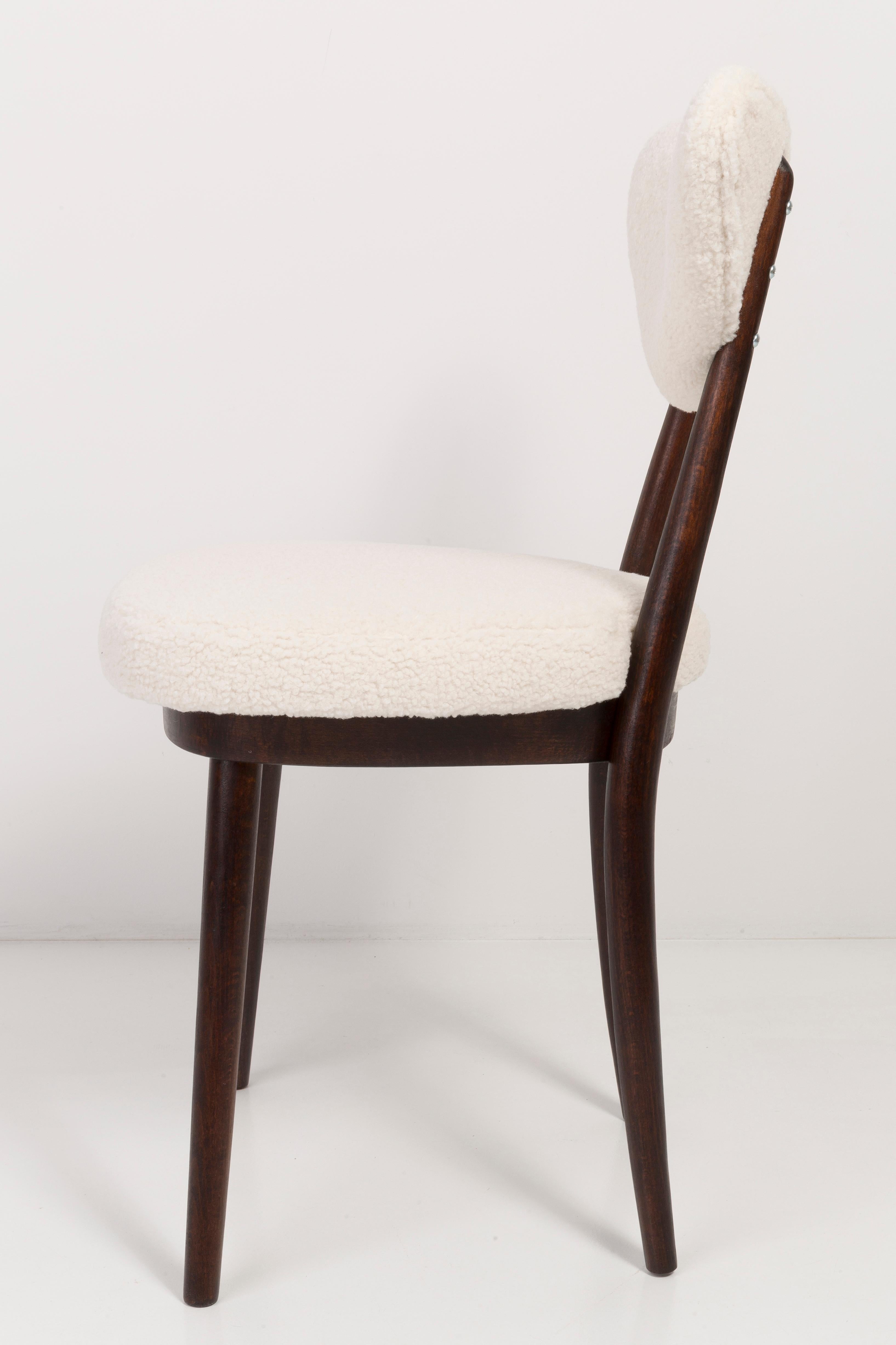 Ensemble de dix chaises en forme de cœur en bouclette lumineuse, Europe, années 1960 en vente 3