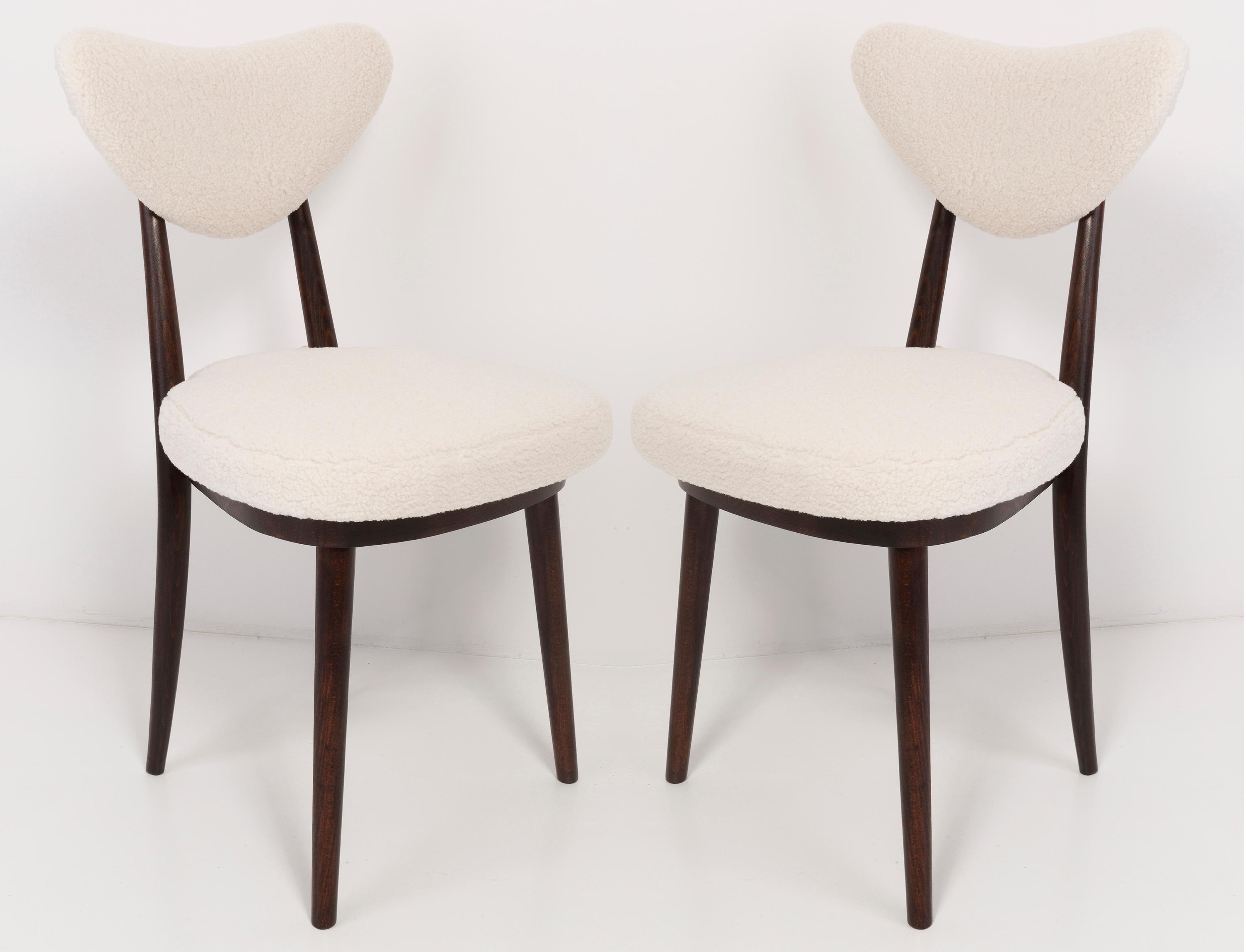 A set of 10 chairs type A5828. Colloquially called 