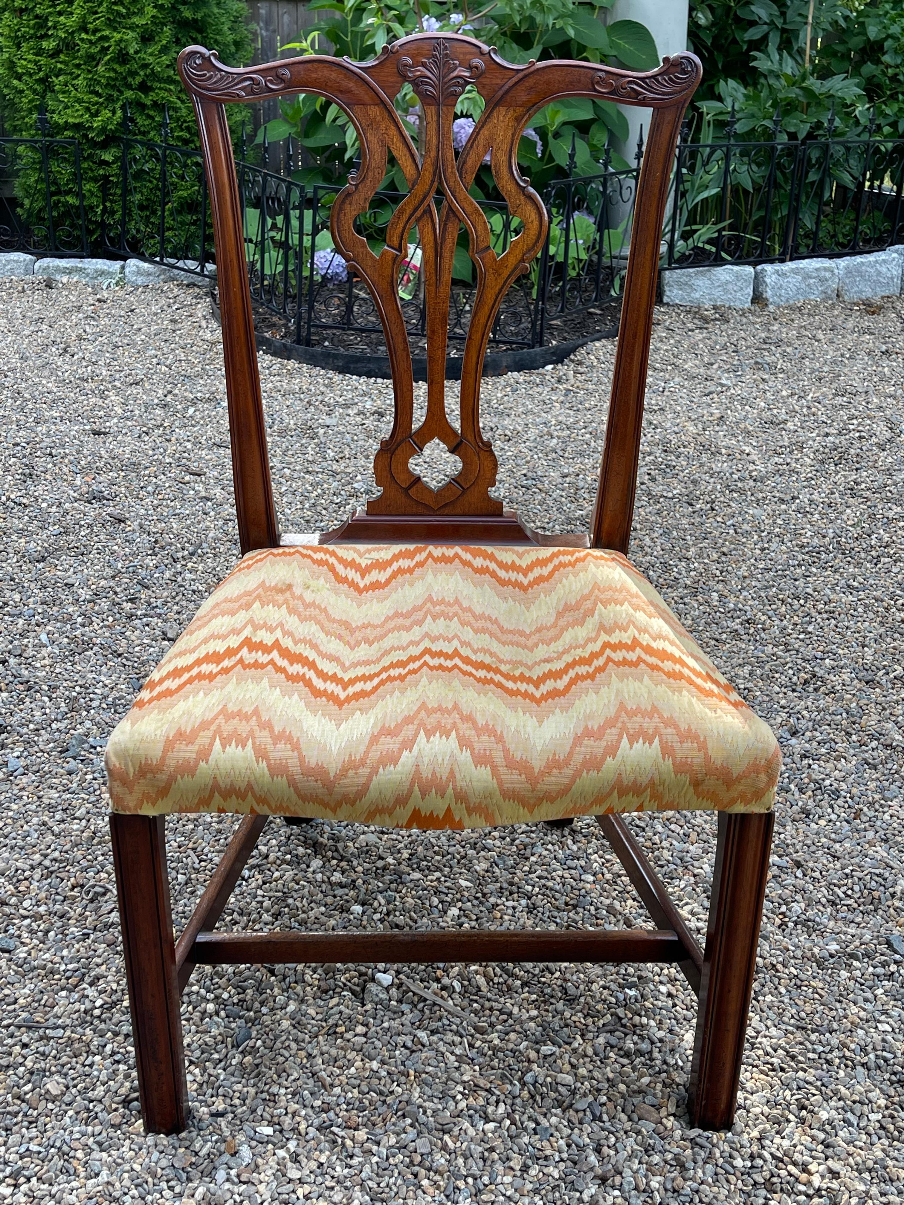 20th Century Set of Ten Mahogany Chippendale Style Dining Chairs For Sale