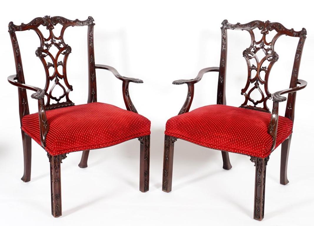 Set von zehn chinesischen Chippendale-Esszimmerstühlen von hoher Qualität aus der Mitte des 19. Jahrhunderts im Angebot 4