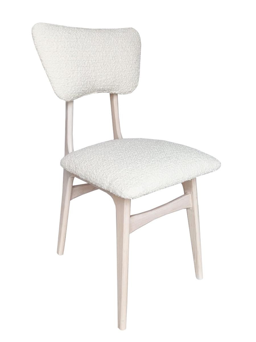 Fatto a mano Set di dieci sedie a farfalla di metà secolo, tessuto boucle bianco, Europa, anni '60 in vendita