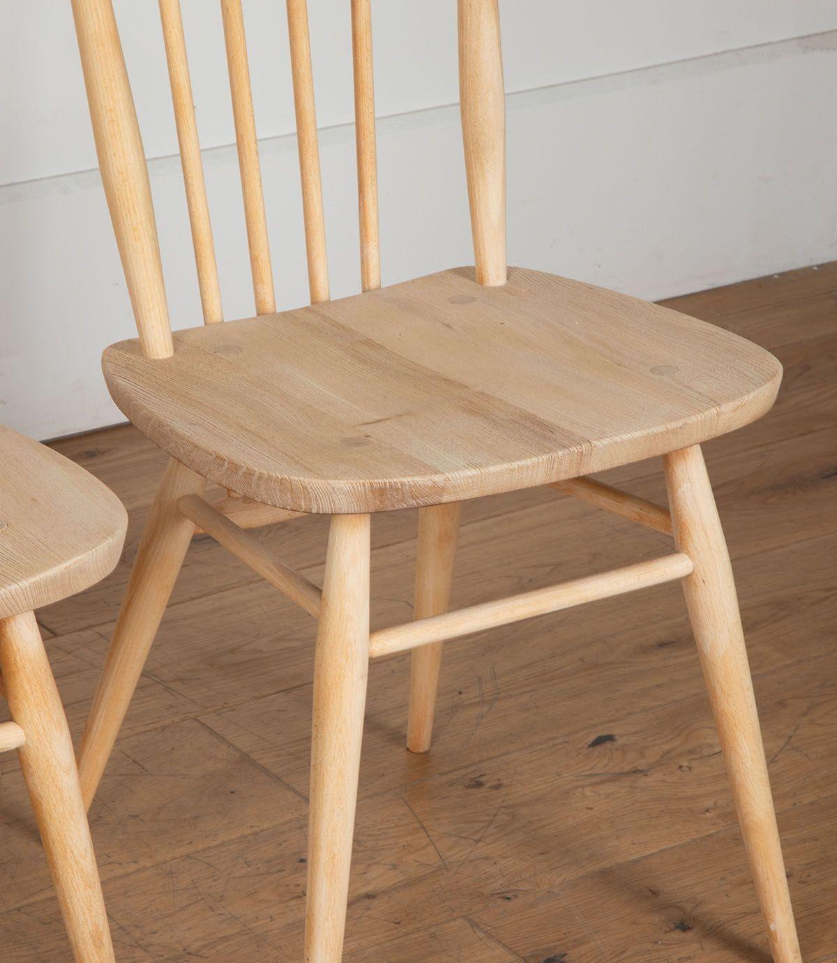 Set di dieci sedie da pranzo Ercol 608 di metà secolo in olmo sbiancato In condizioni buone in vendita a Gloucestershire, GB
