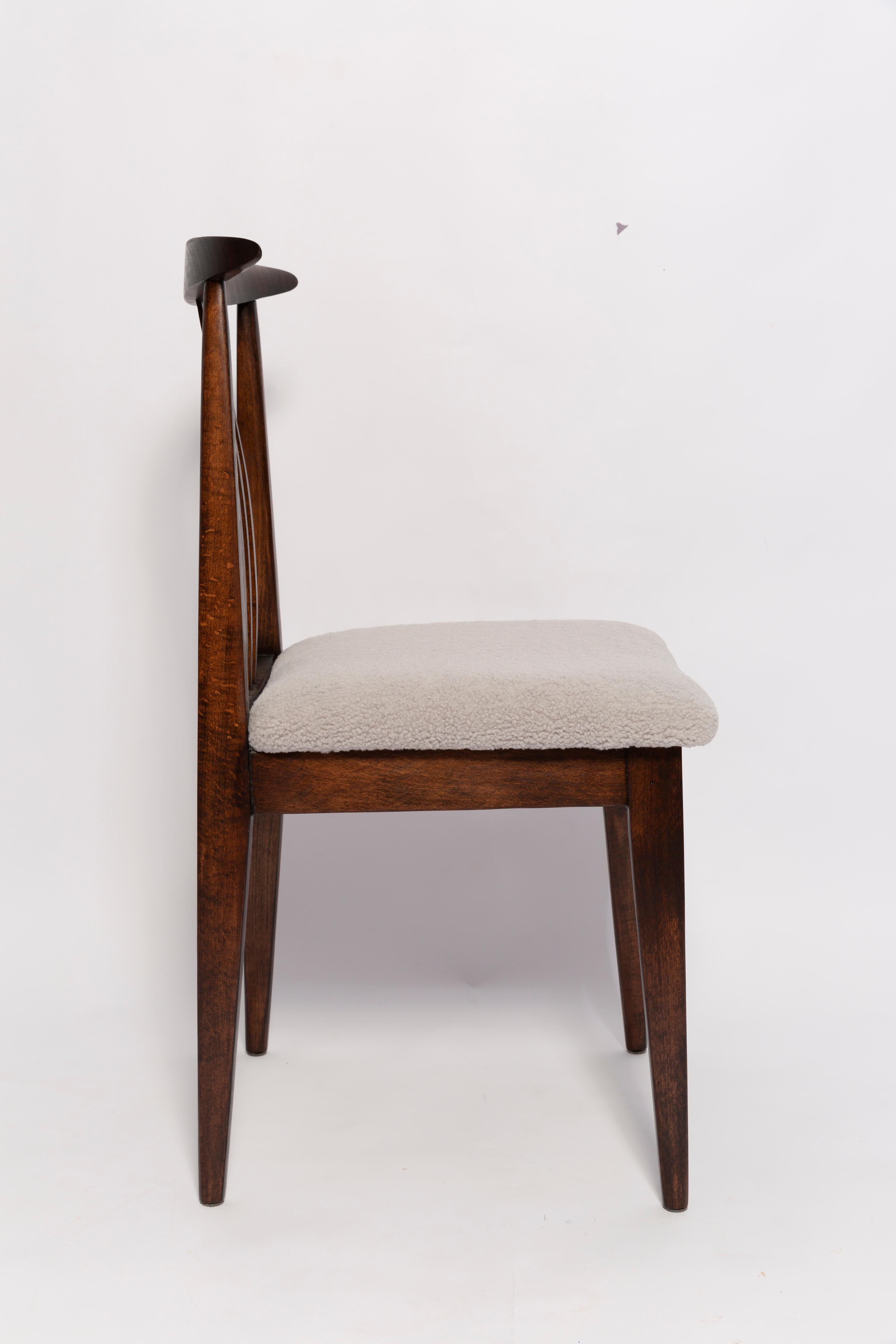Polish Set of Ten Mid-Century Linen Boucle Chairs, Walnut, M. Zielinski, Europe, 1960s For Sale