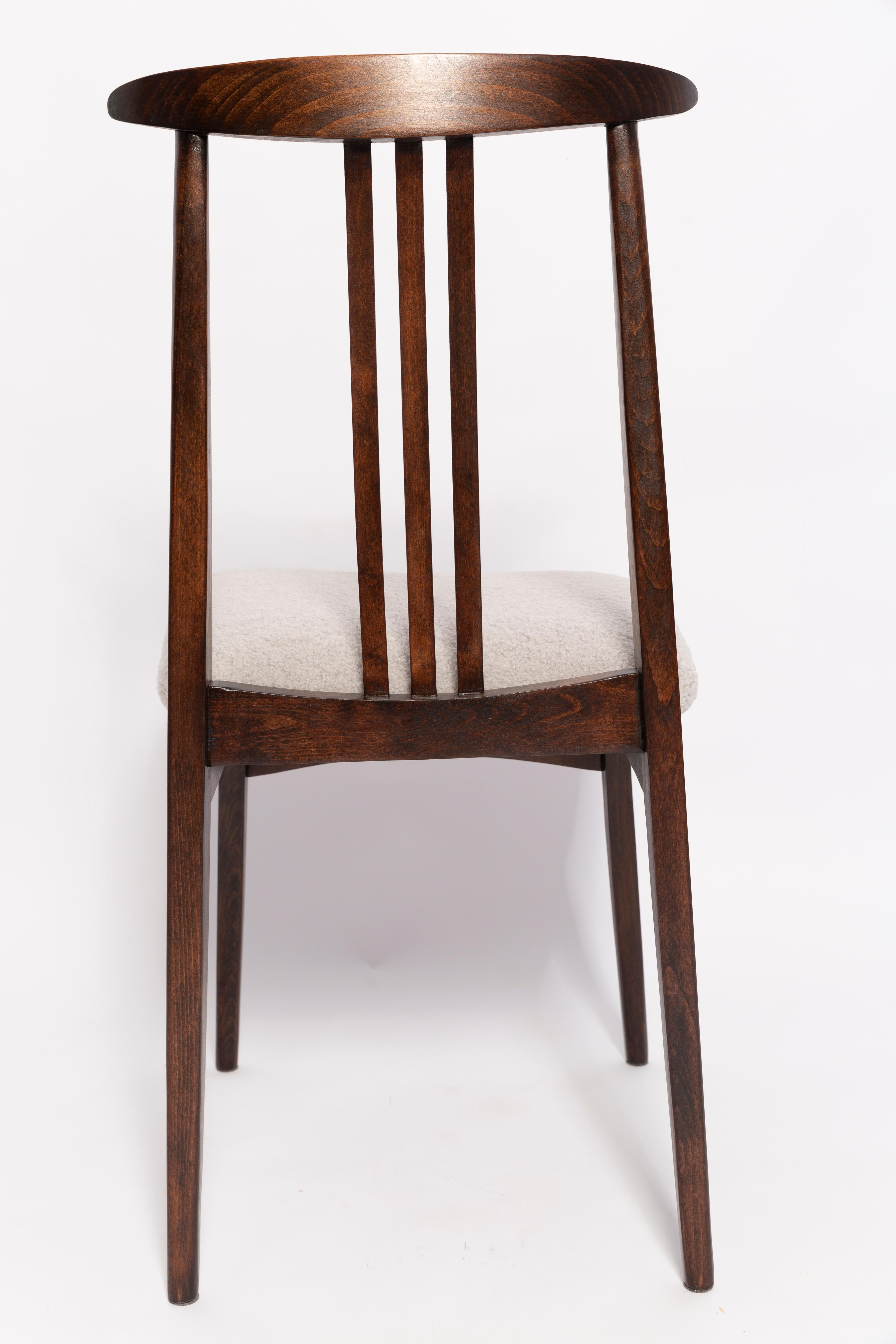 20th Century Set of Ten Mid-Century Linen Boucle Chairs, Walnut, M. Zielinski, Europe, 1960s For Sale