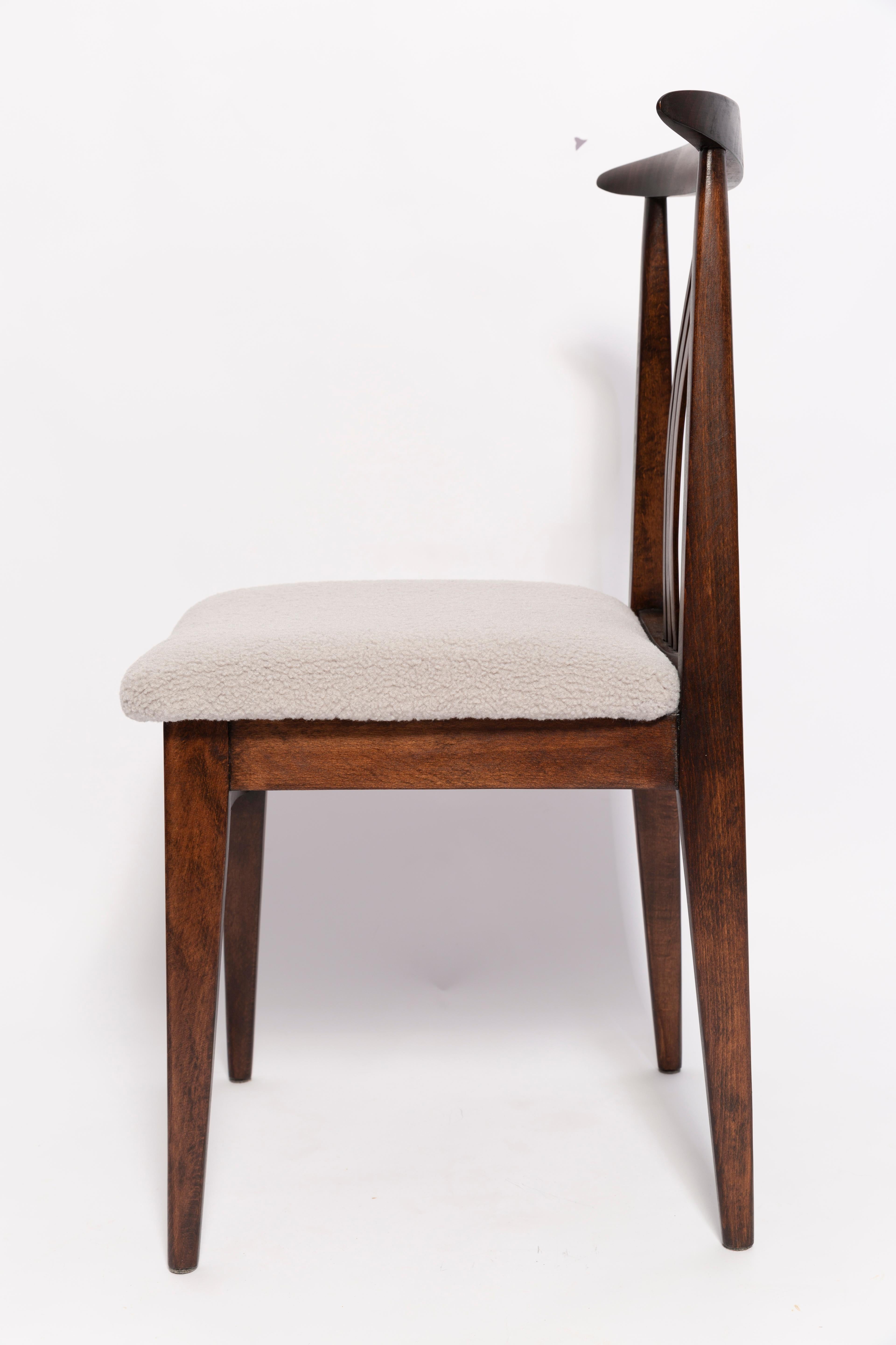 Beech Set of Ten Mid-Century Linen Boucle Chairs, Walnut, M. Zielinski, Europe, 1960s For Sale