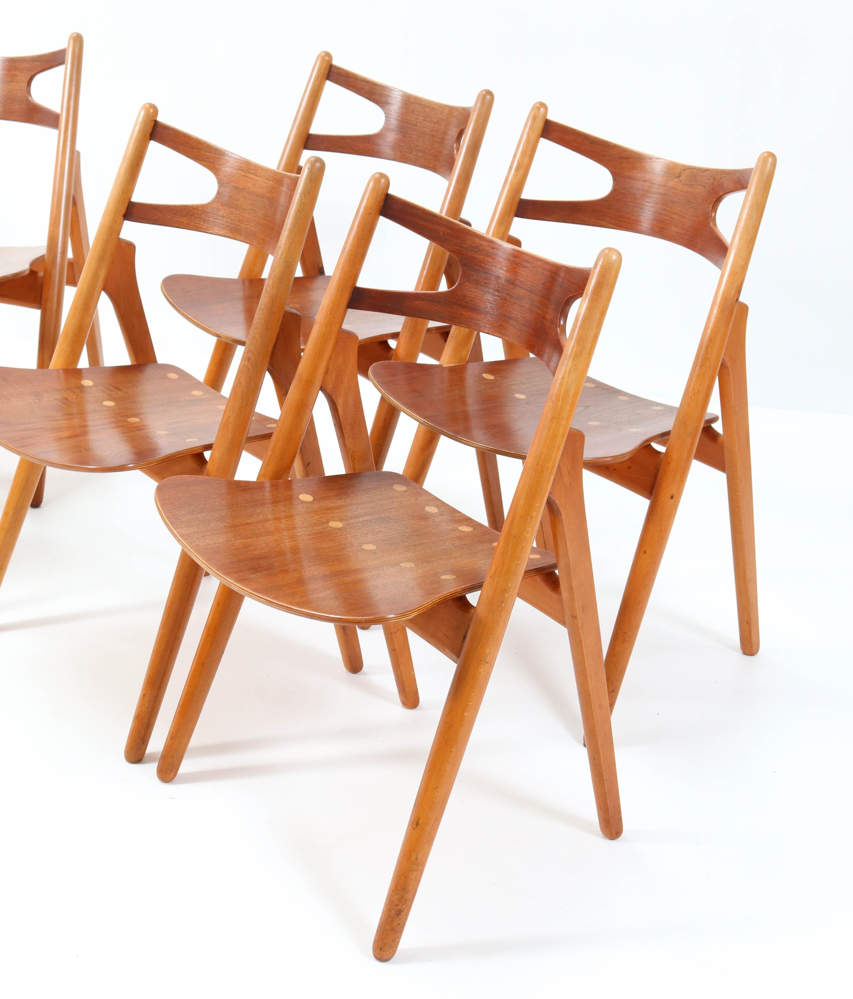 Danish Set of Ten Mid-Century Modern Sawbuck Ch-29 Chairs by Hans J. Wegner, 1950s