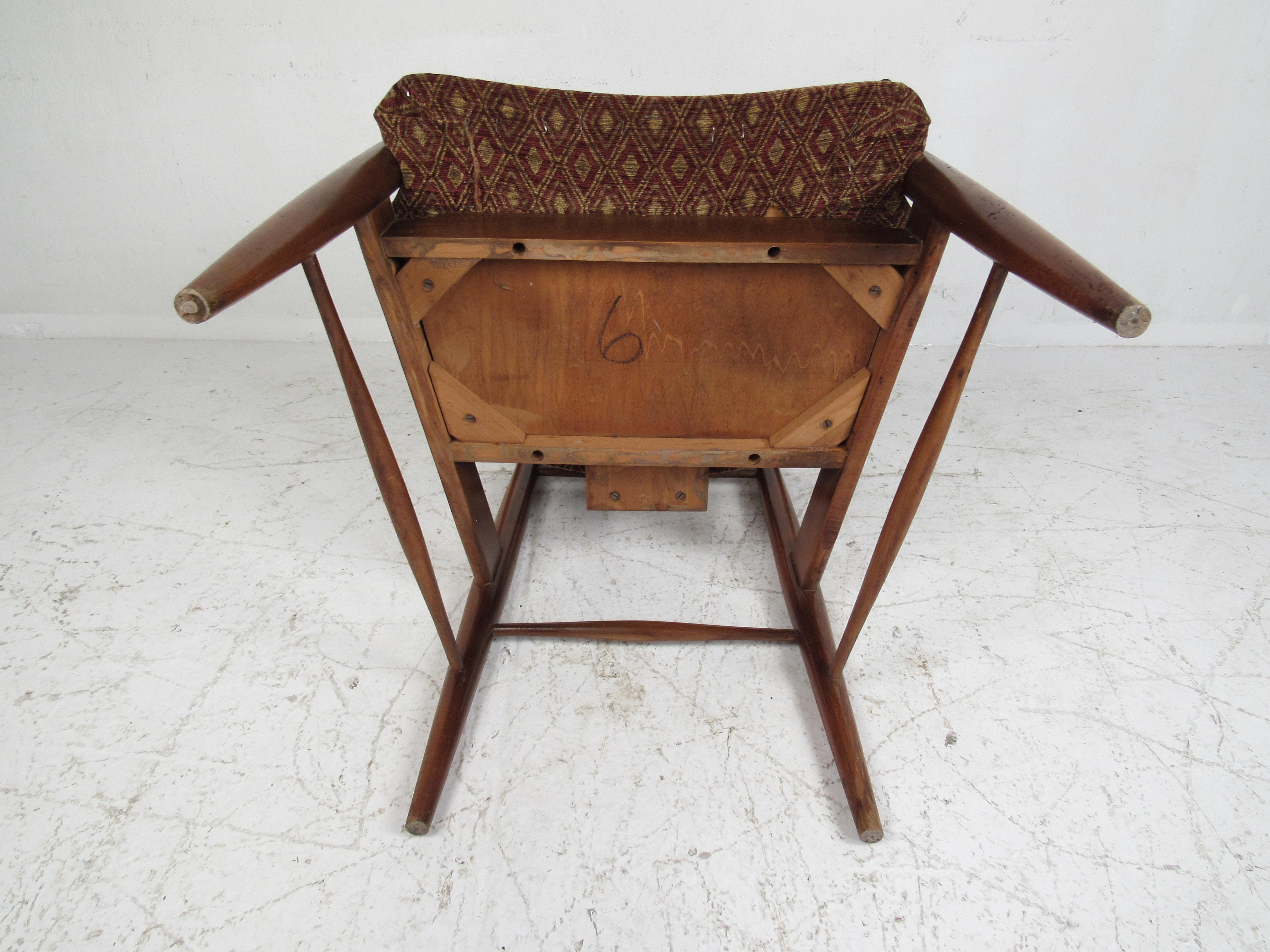 Late 20th Century Set of Ten Mid-Century Modern Walnut Dining Chairs For Sale