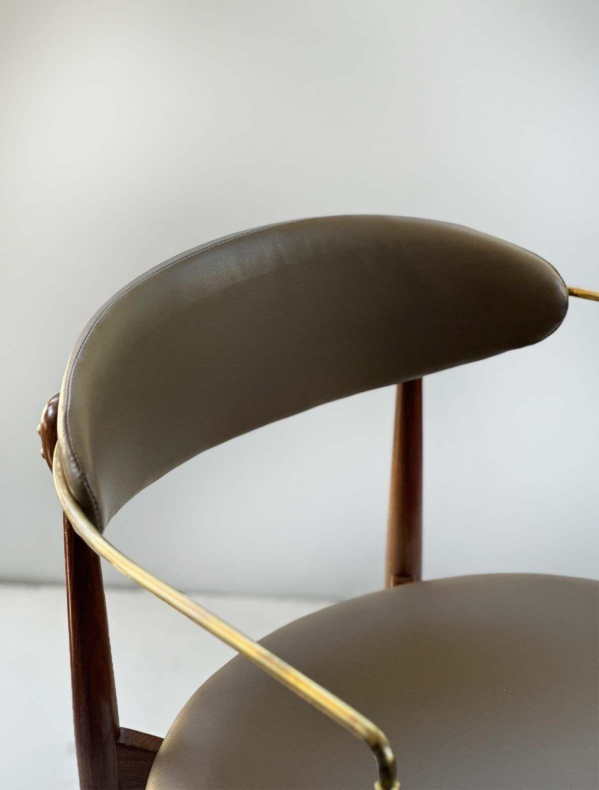 Brass Set of Ten Mid-Century Viscount Chairs by Dan Johnson, c. 1950's