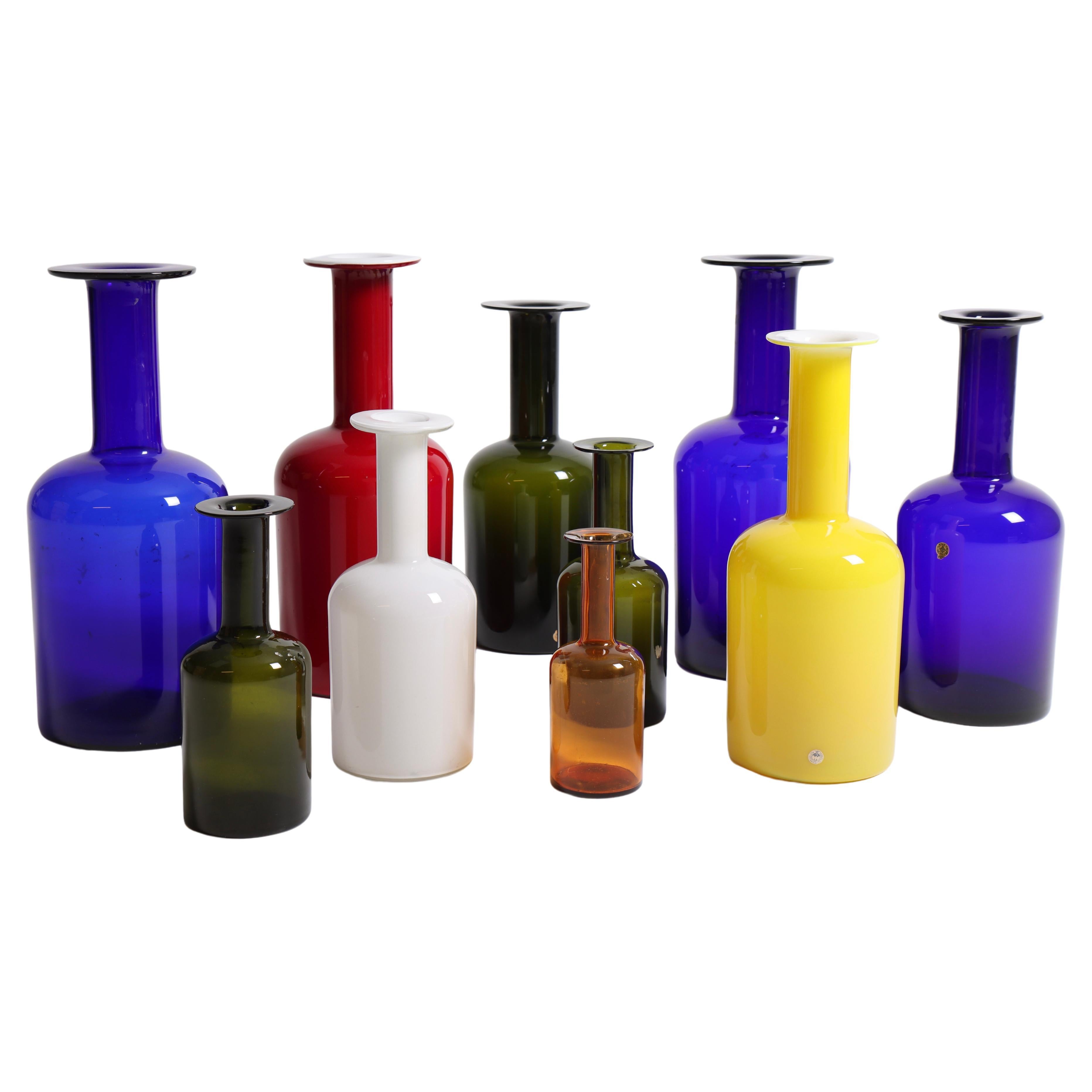 Set of Ten Midcentury Vases in Glass by Otto Bauer, 1960s For Sale