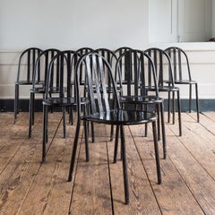 Ensemble de dix chaises modèle 222 de Robert Mallet-Stevens