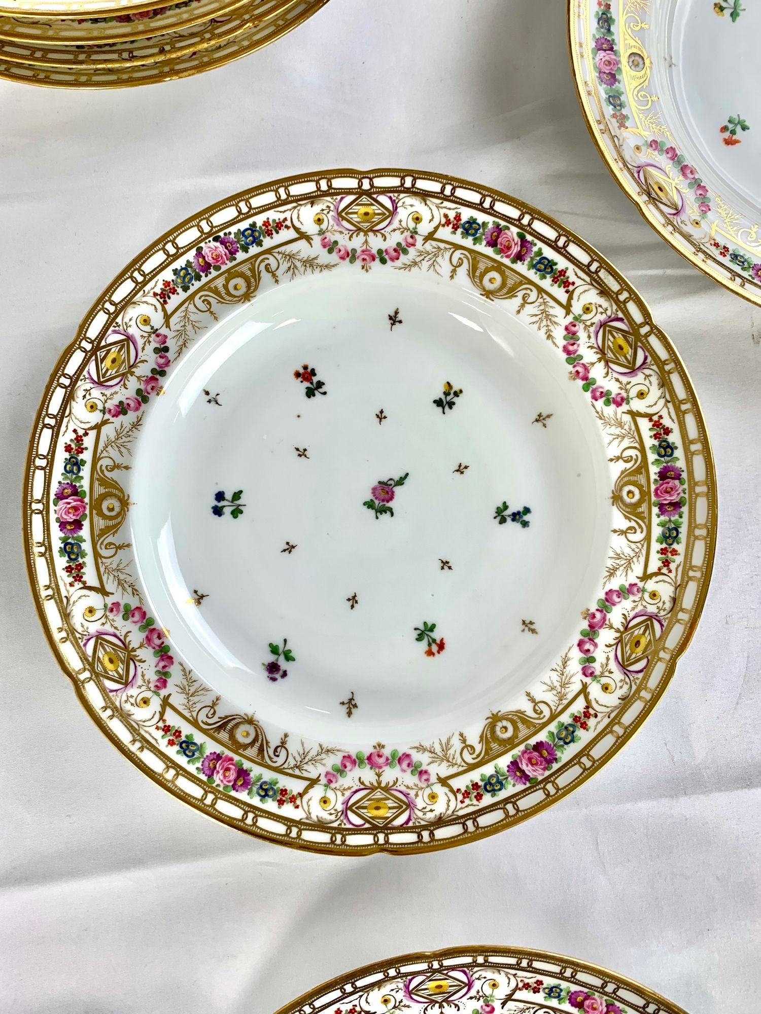 Juego de 10 platos hondos de porcelana napoleónica de Nast con decoración imperial francesa en venta 3