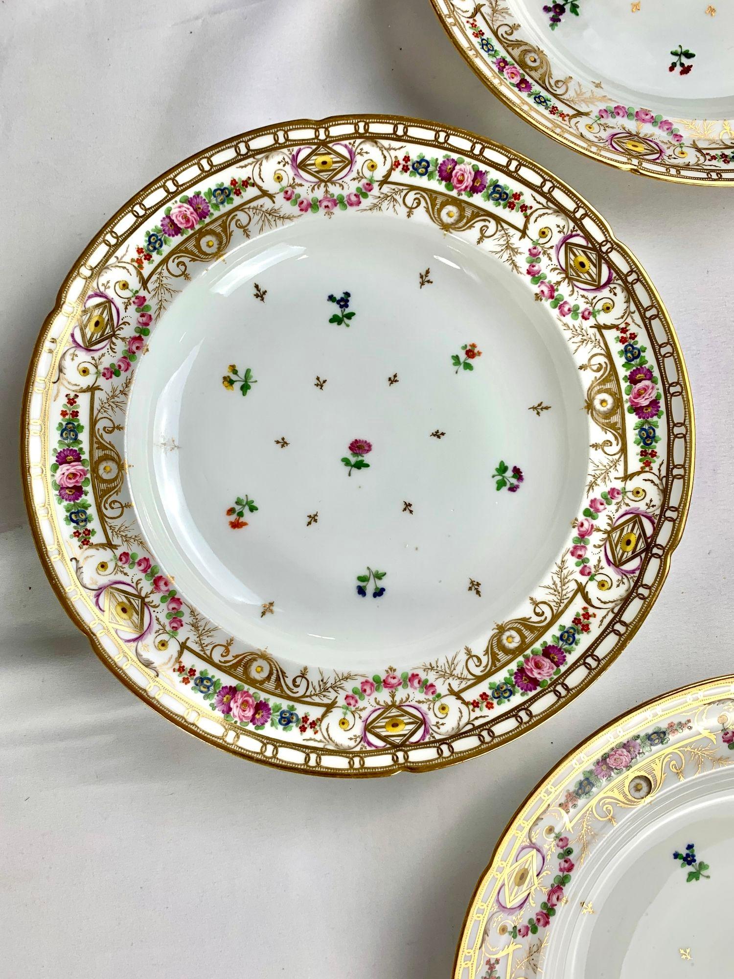 Juego de 10 platos hondos de porcelana napoleónica de Nast con decoración imperial francesa Pintado a mano en venta