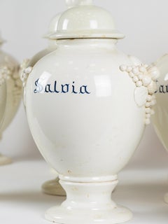 Ensemble de dix pots de pharmacie anciens d'Italie