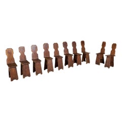 Set di dieci sedie primitive
