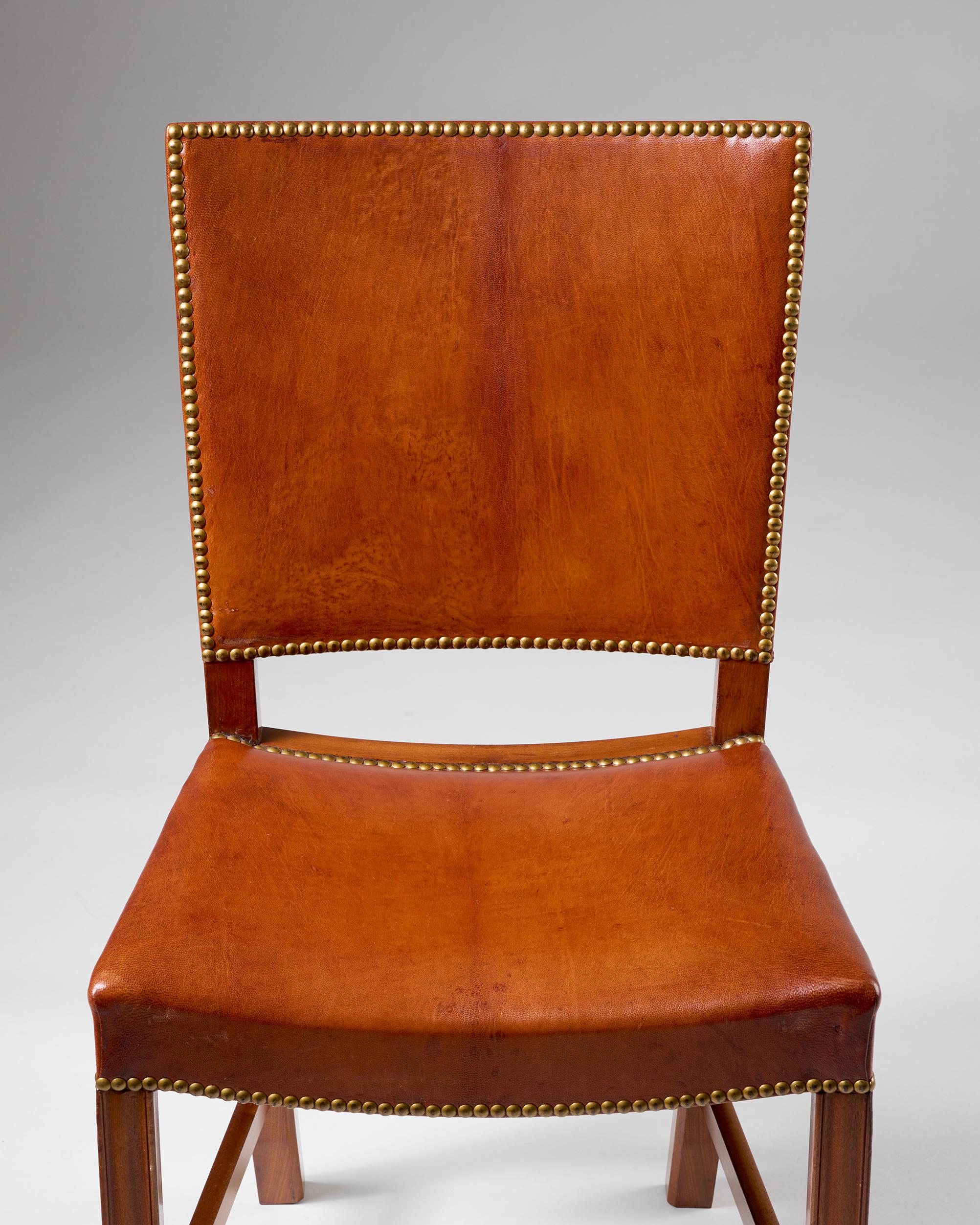 Set di dieci sedie da pranzo 