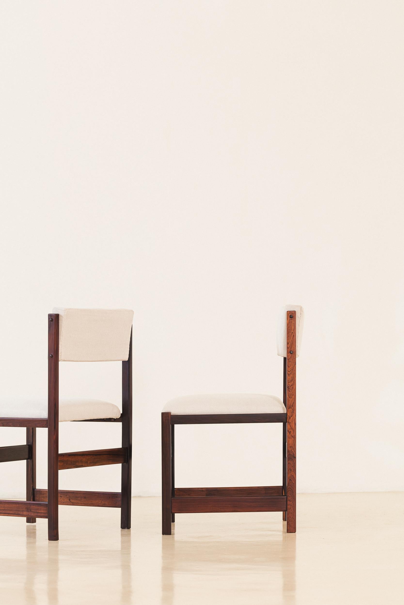 Conjunto de Diez Sillas de Comedor de Palo de Rosa de Celina Decorações, Brasil Midcentury en venta 4