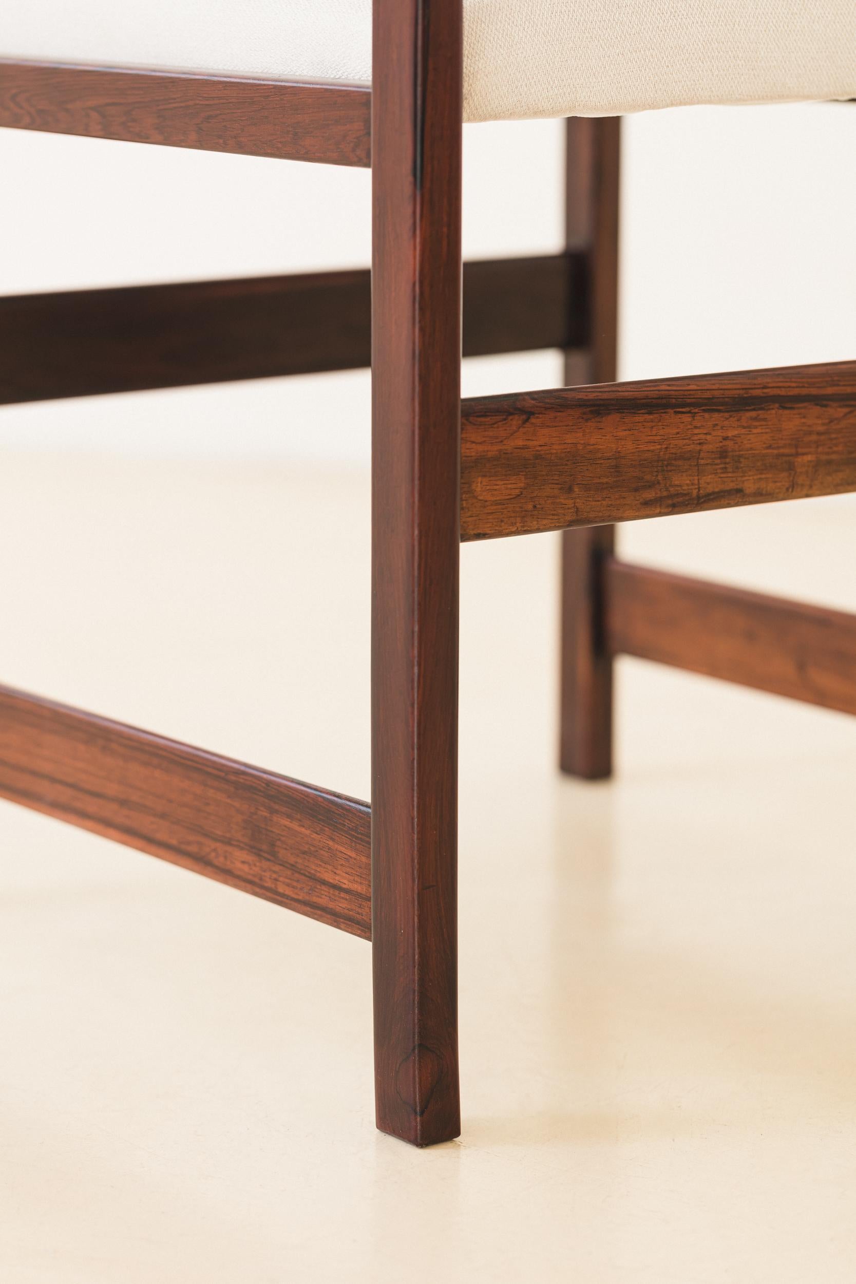 Conjunto de Diez Sillas de Comedor de Palo de Rosa de Celina Decorações, Brasil Midcentury en venta 8