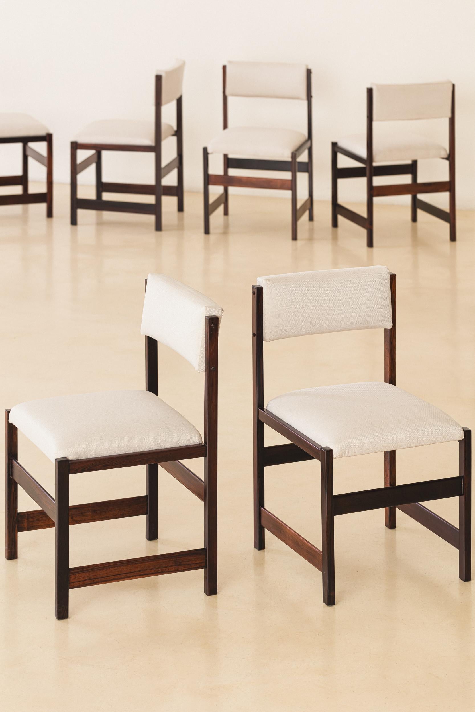 Conjunto de Diez Sillas de Comedor de Palo de Rosa de Celina Decorações, Brasil Midcentury mediados del siglo XX en venta