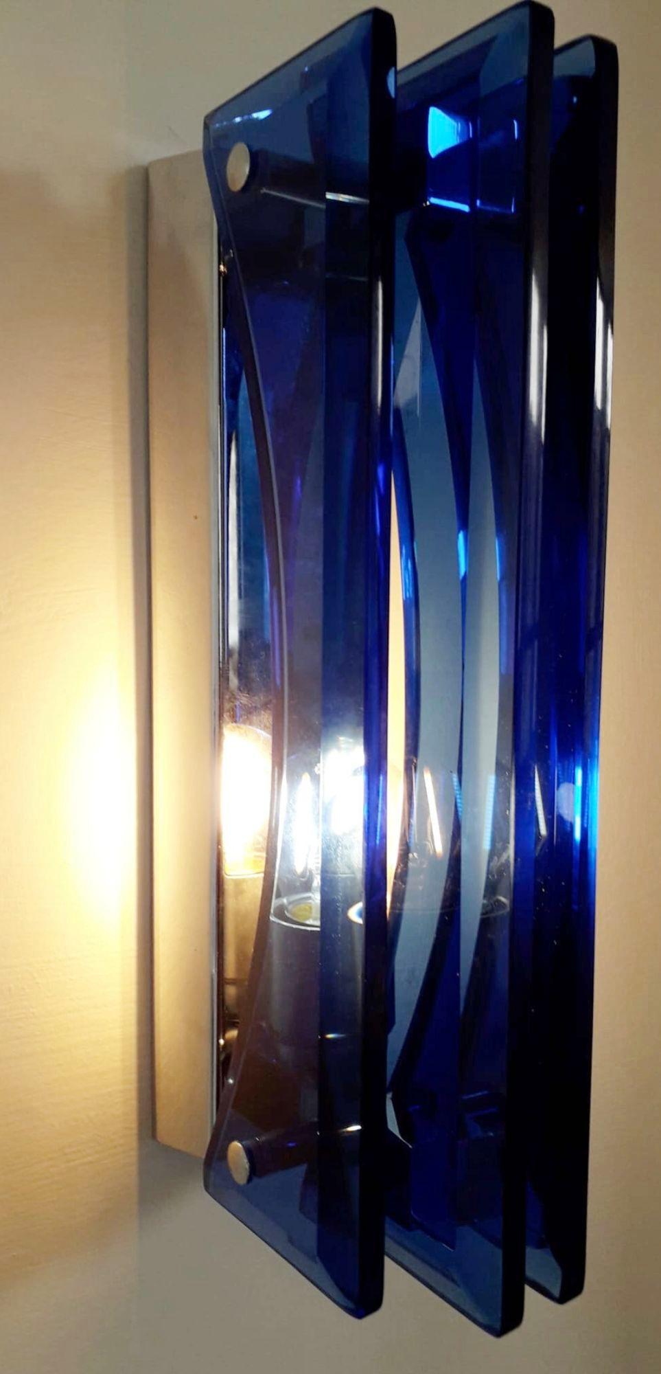 Italiano Set di dieci lampade con vetro blu cobalto smussato, disegnate da Veca. Italia, anni '60. in vendita