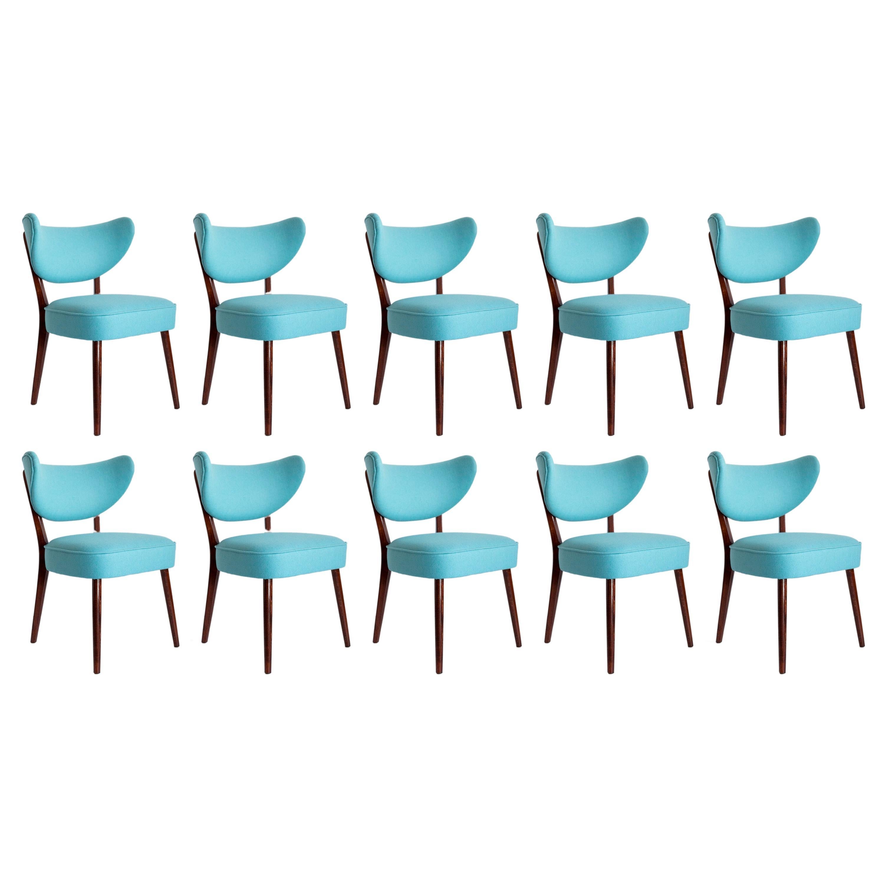 Ensemble de dix chaises de salle à manger en coquillage, laine turquoise, par Vintola Studio, Europe. en vente
