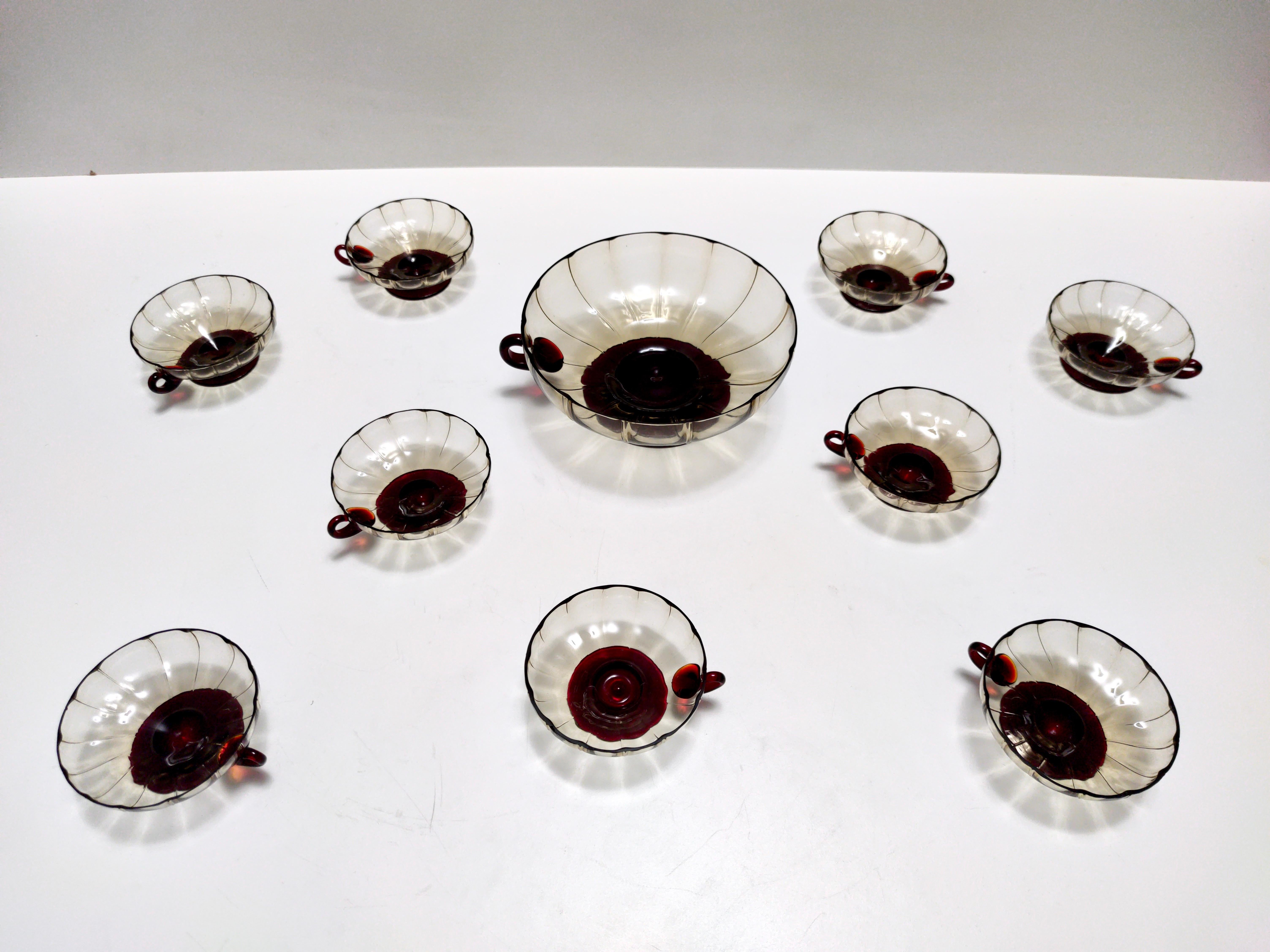 Satz von zehn Dessertschalen aus geräuchertem und karminrotem Murano-Glas im Stil von Zecchin (Italienisch) im Angebot