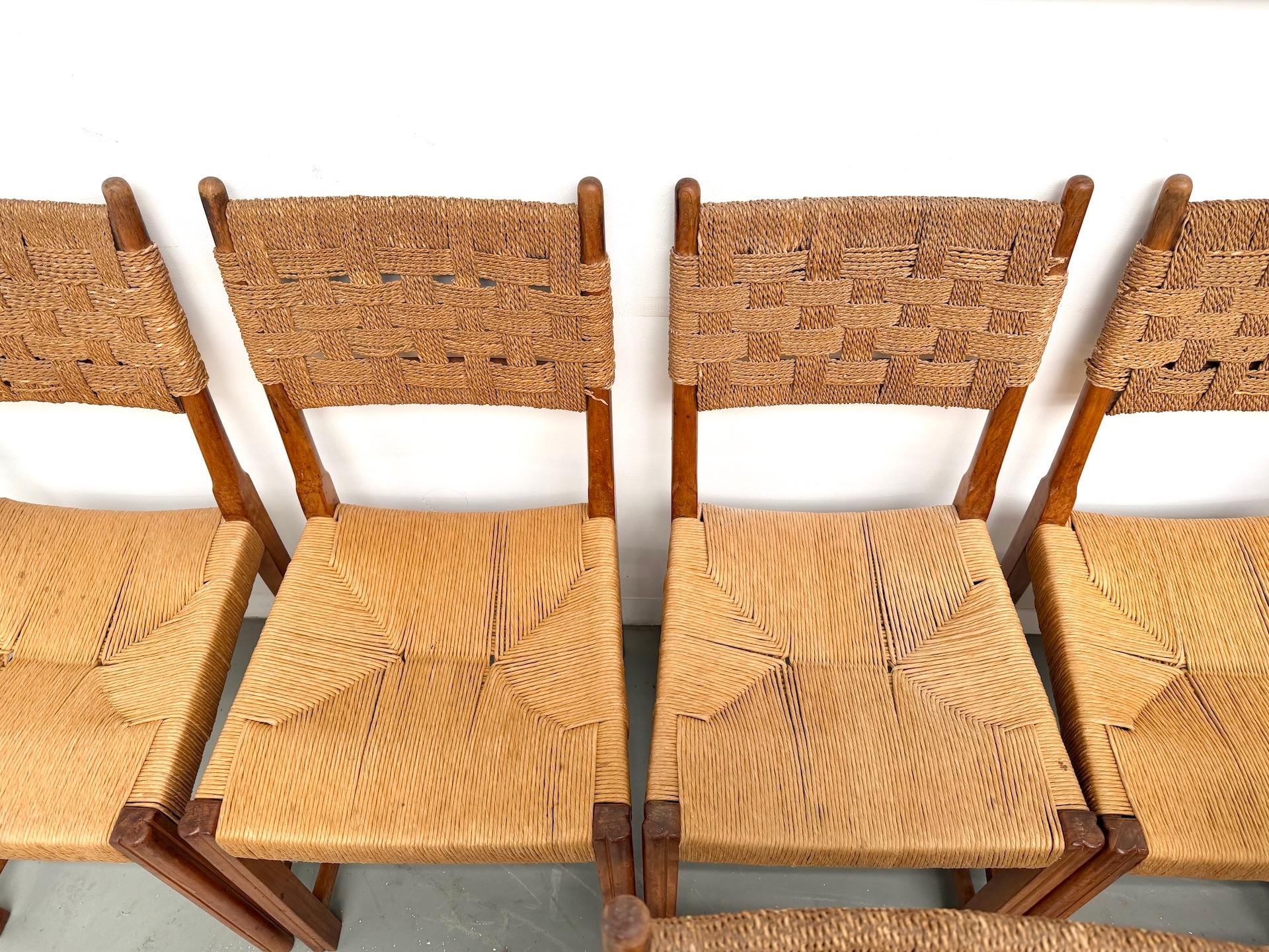 Ensemble de dix chaises en orme massif tressé à la main, France circa 1965 en vente 1