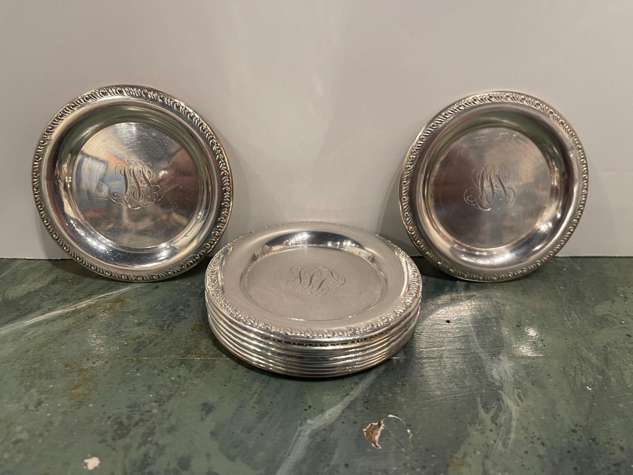 Anglais Ensemble de dix sous-verres en argent sterling, début du 20e siècle en vente