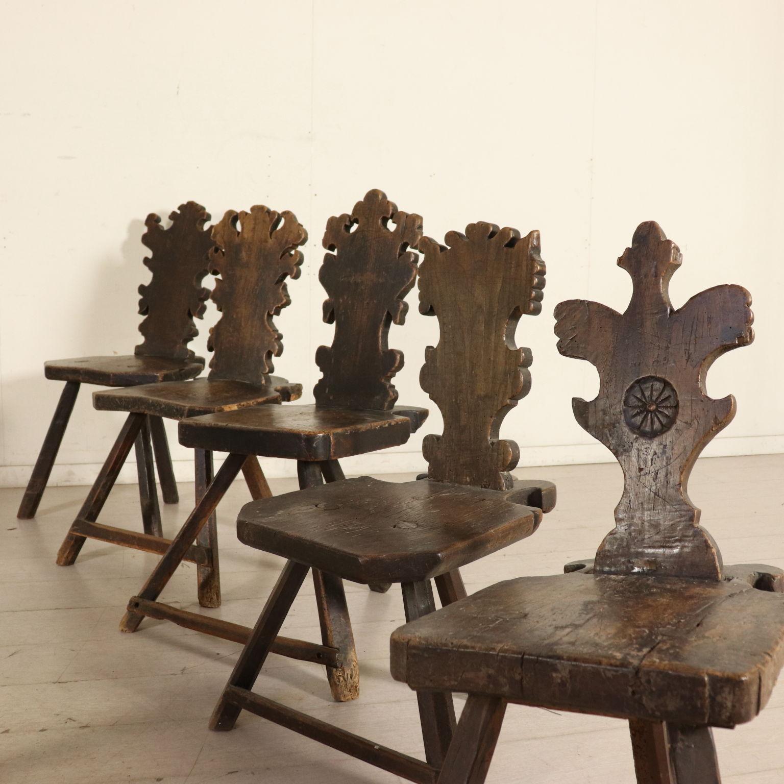Set of Ten Stools Walnut Manufactured in Italy 17th Century In Fair Condition In Milano, IT