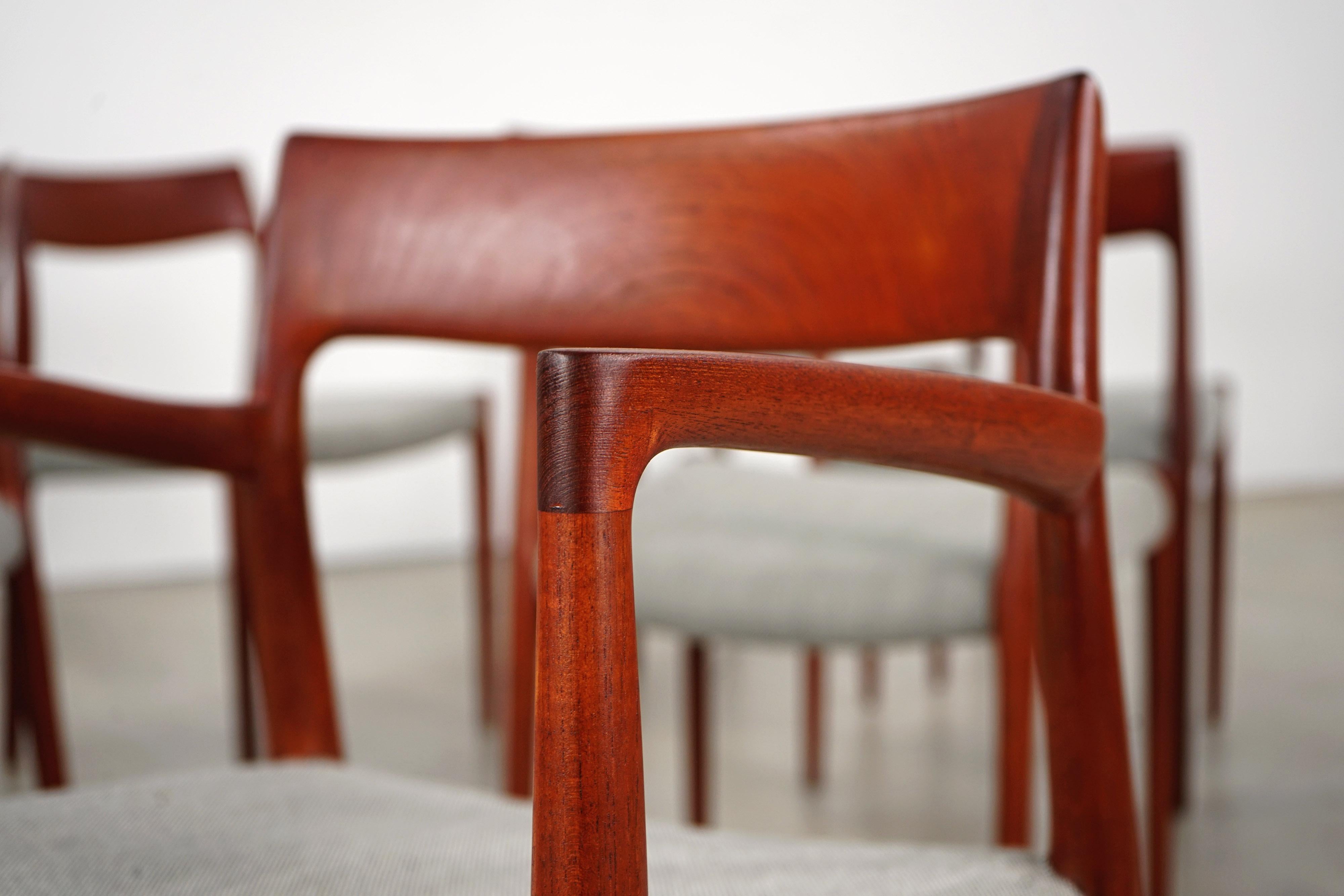 Danish Set of Ten Teak Dining Chairs, Mod 77, Designed by Niels O. Møller For Sale