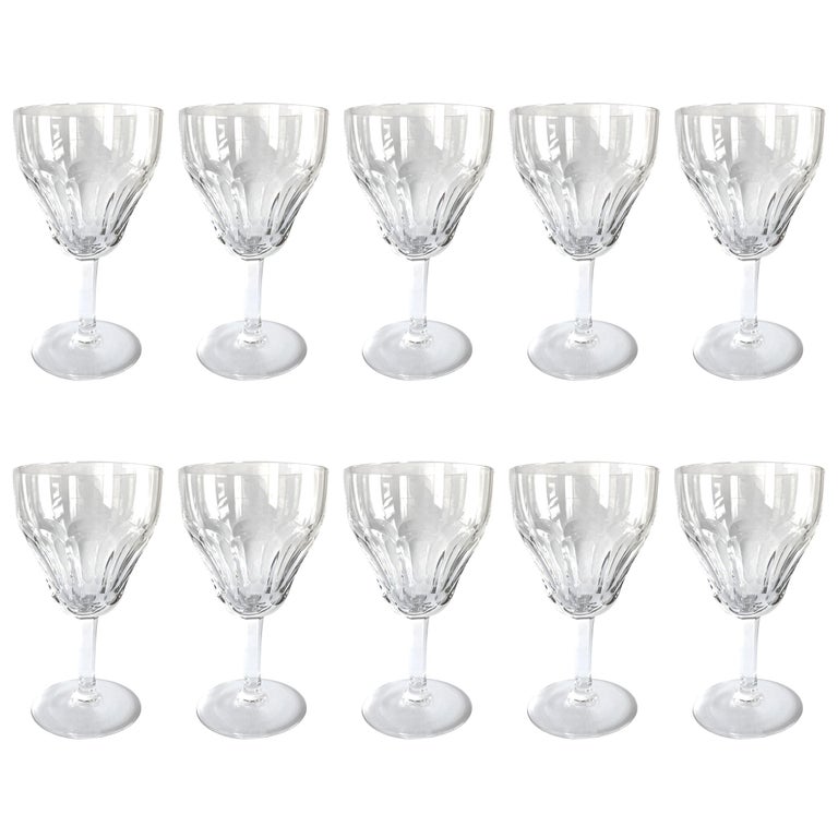 https://a.1stdibscdn.com/set-of-ten-val-saint-lambert-montana-wine-glasses-for-sale/f_37383/f_250037421629674228790/Set_of_Ten_master.jpg?width=768
