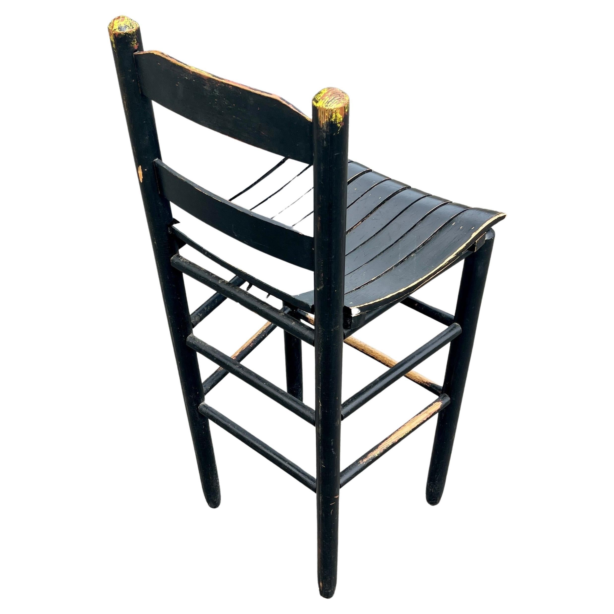 Juego de diez taburetes de bar vintage de madera pintada de negro, americanos años 60 Madera en venta