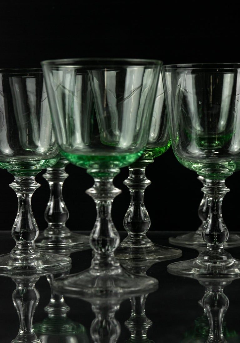 Italian Set of Ten Vintage Green Glasses, 1970s For Sale