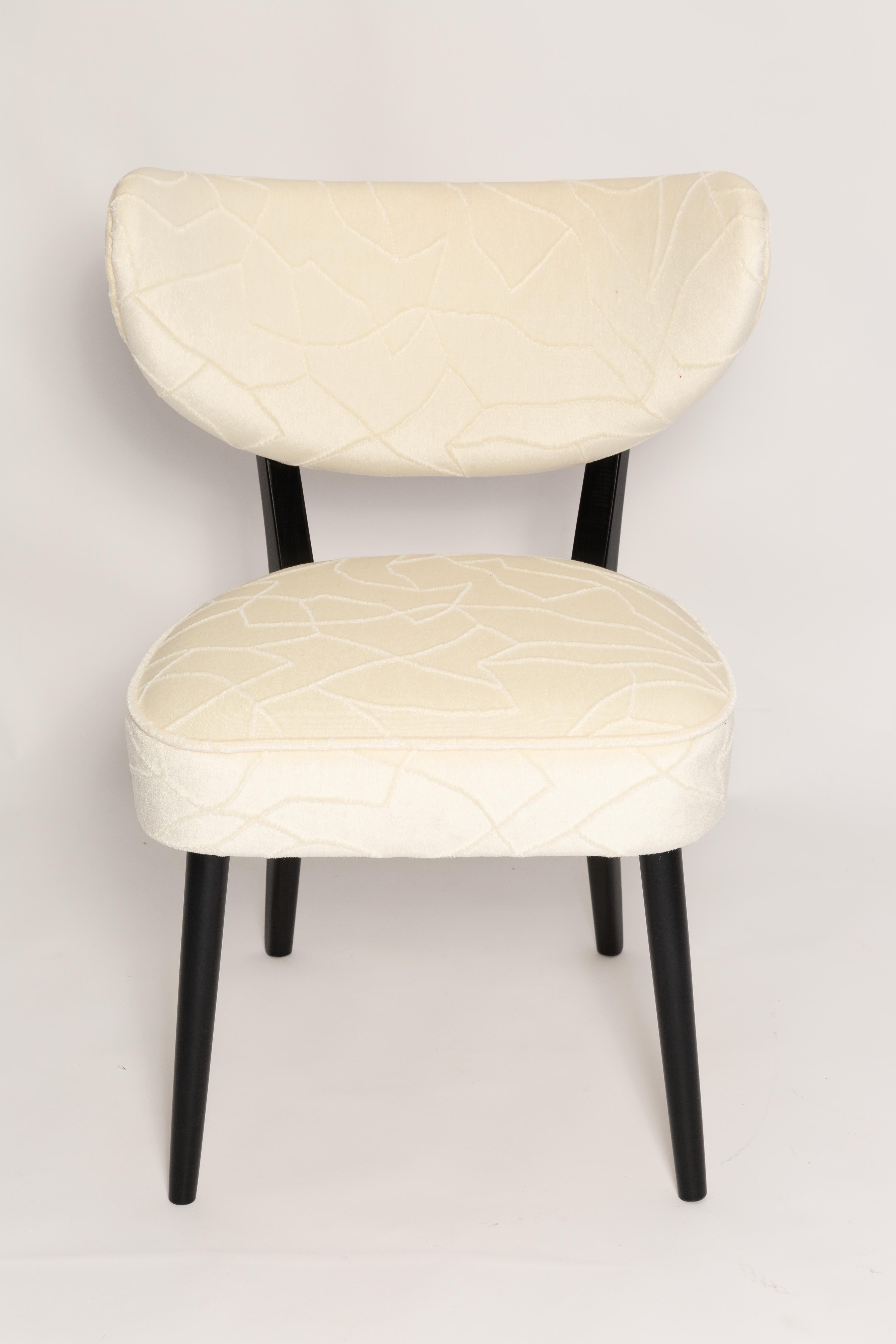 Ensemble de dix chaises de salle à manger Vintola, jacquard script crème par Dedar, Europe, Pologne en vente 1