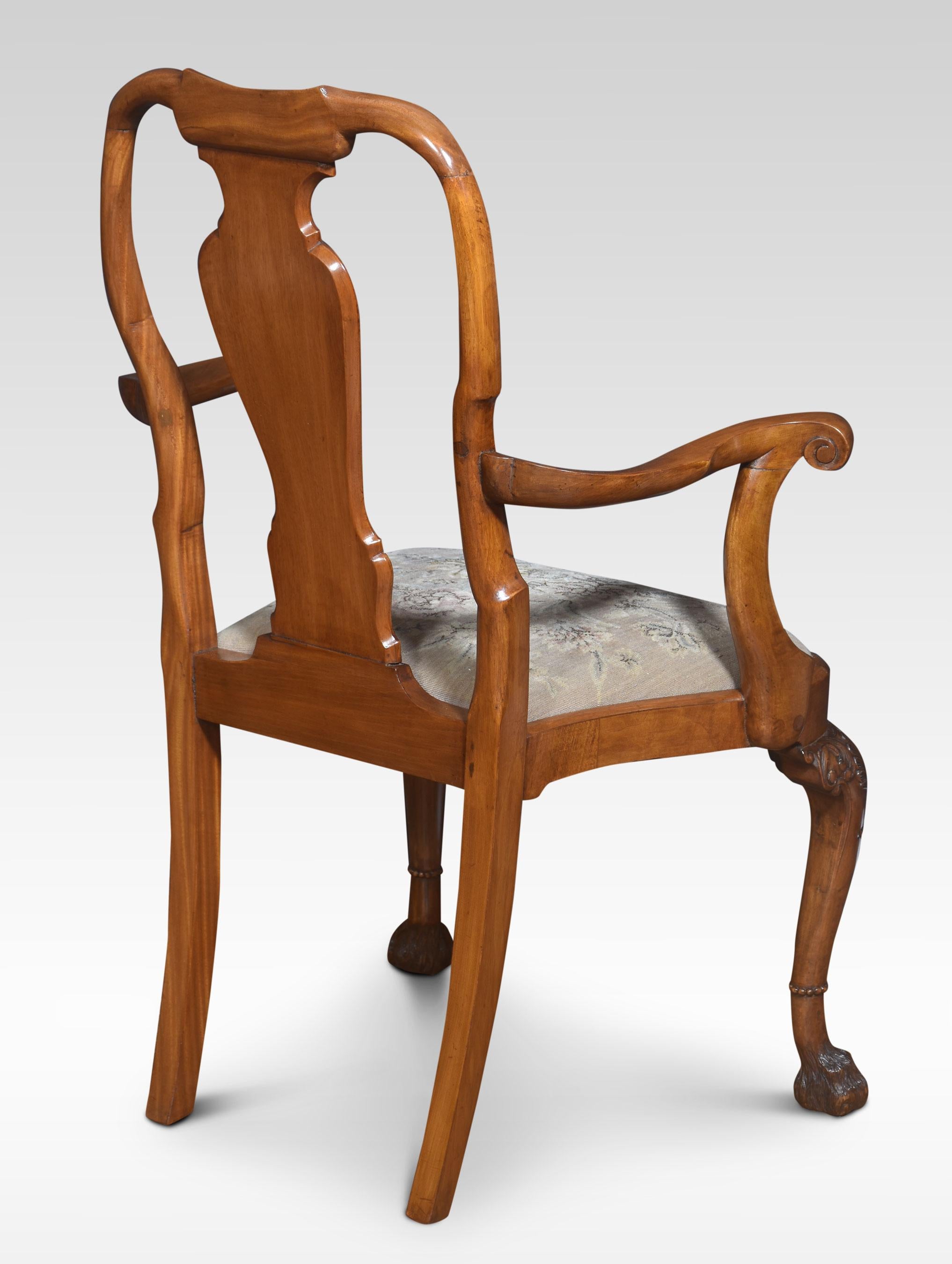 Walnut Set of ten walnut George II style dining chairs For Sale