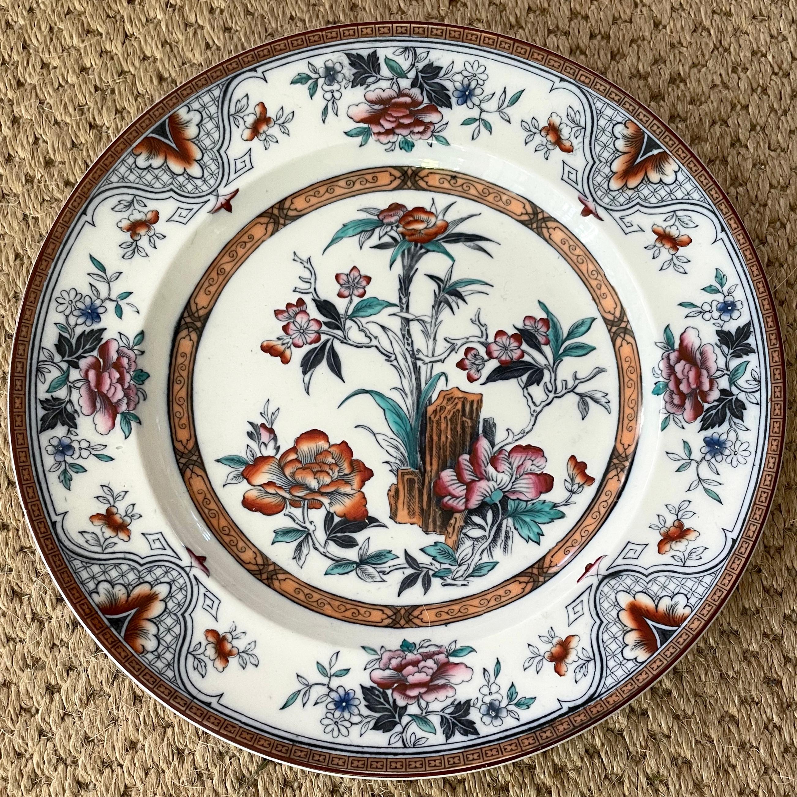 Glazed Set of Ten Wedgwood Chinoiserie Plates