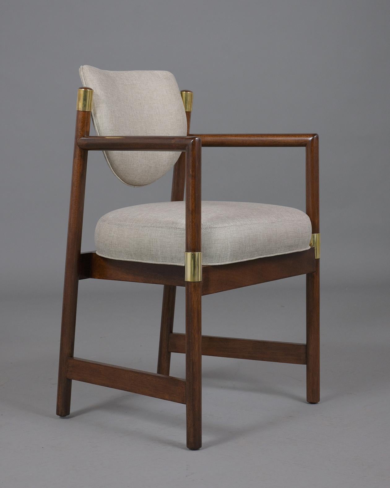 Set of T.H. Robsjohn Gibbings Style Dining Chairs In Good Condition In Los Angeles, CA