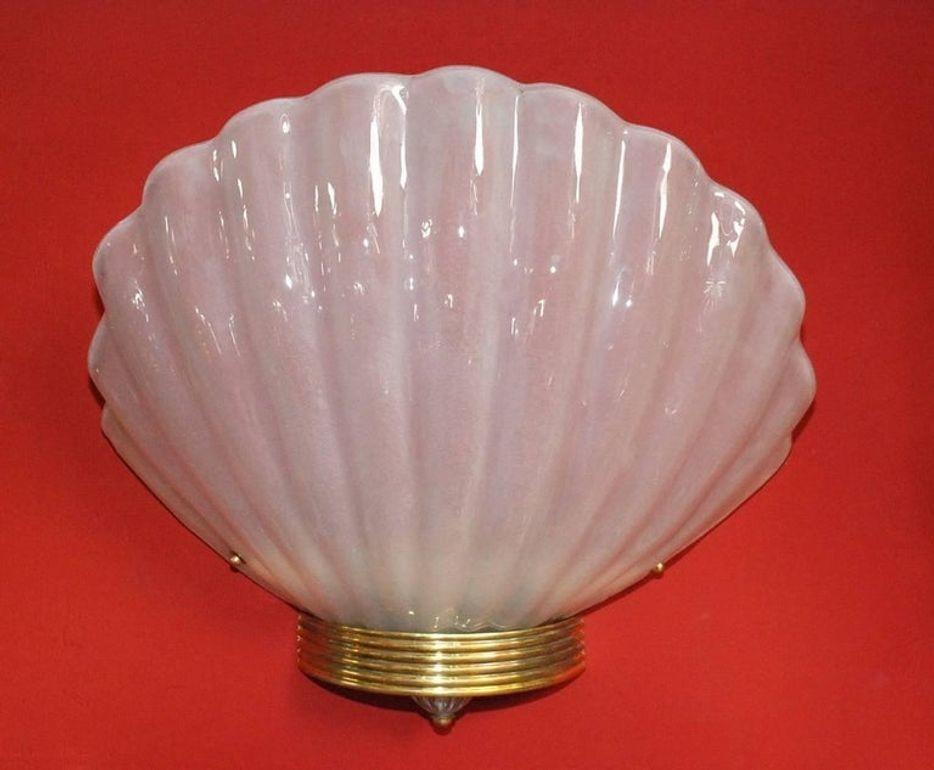 Satz von dreizehn überdimensionalen Murano-Muschel-Leuchten von Barovier e Toso, Italien, 1950er Jahre (Mitte des 20. Jahrhunderts) im Angebot
